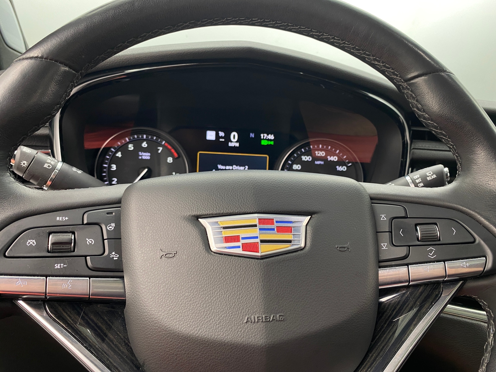 Thumbnail: 2020 Cadillac XT6 - 4