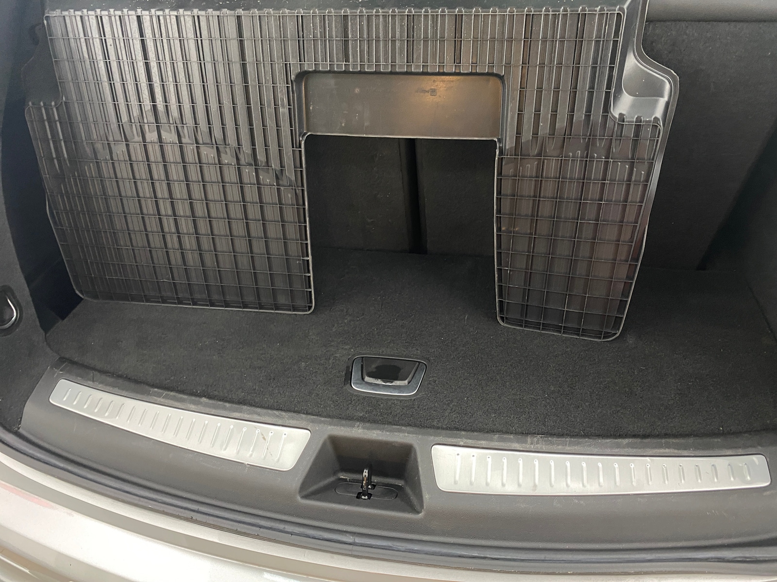 Thumbnail: 2020 Cadillac XT6 - 6