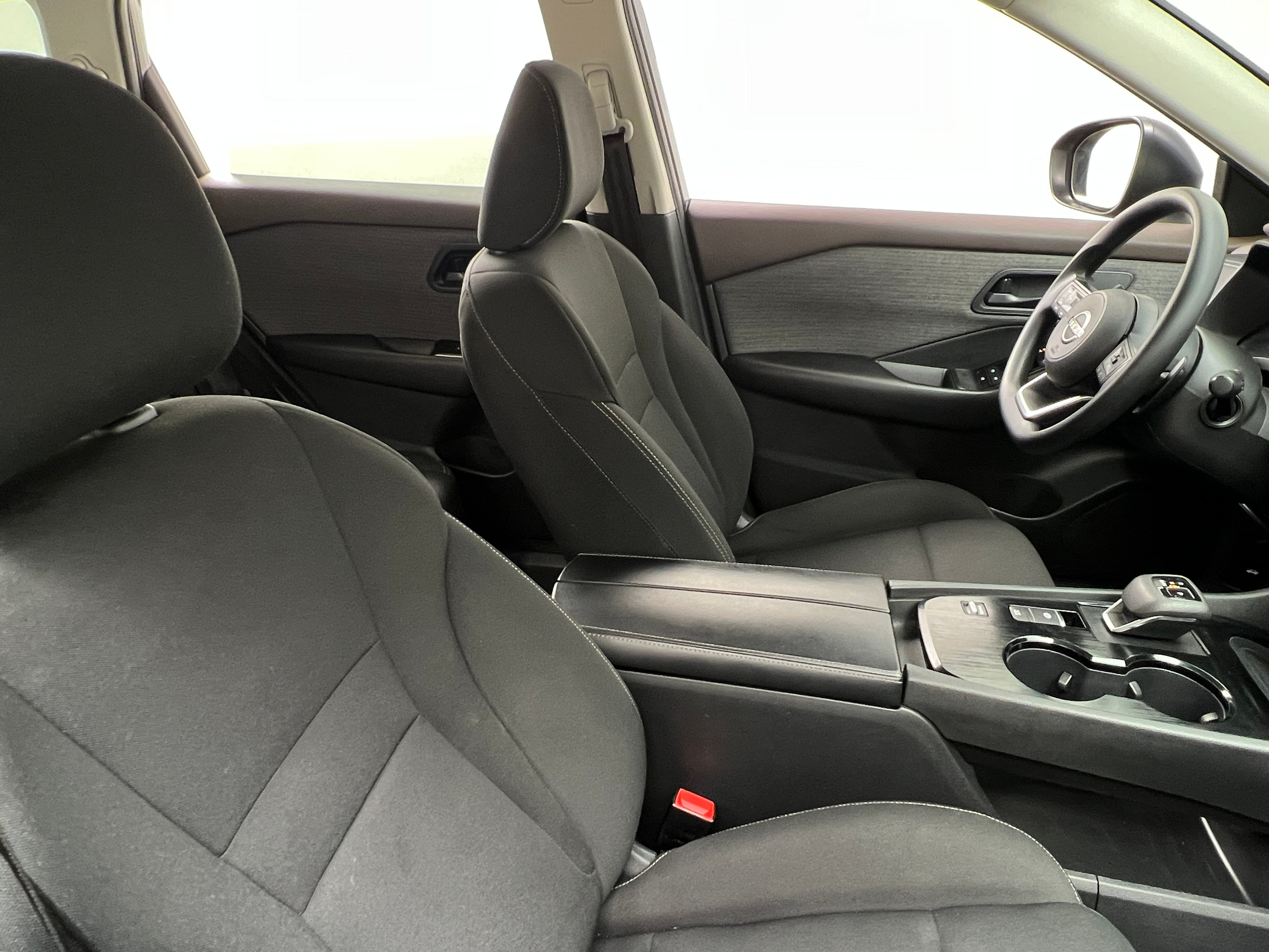 2023 Nissan Rogue S 2