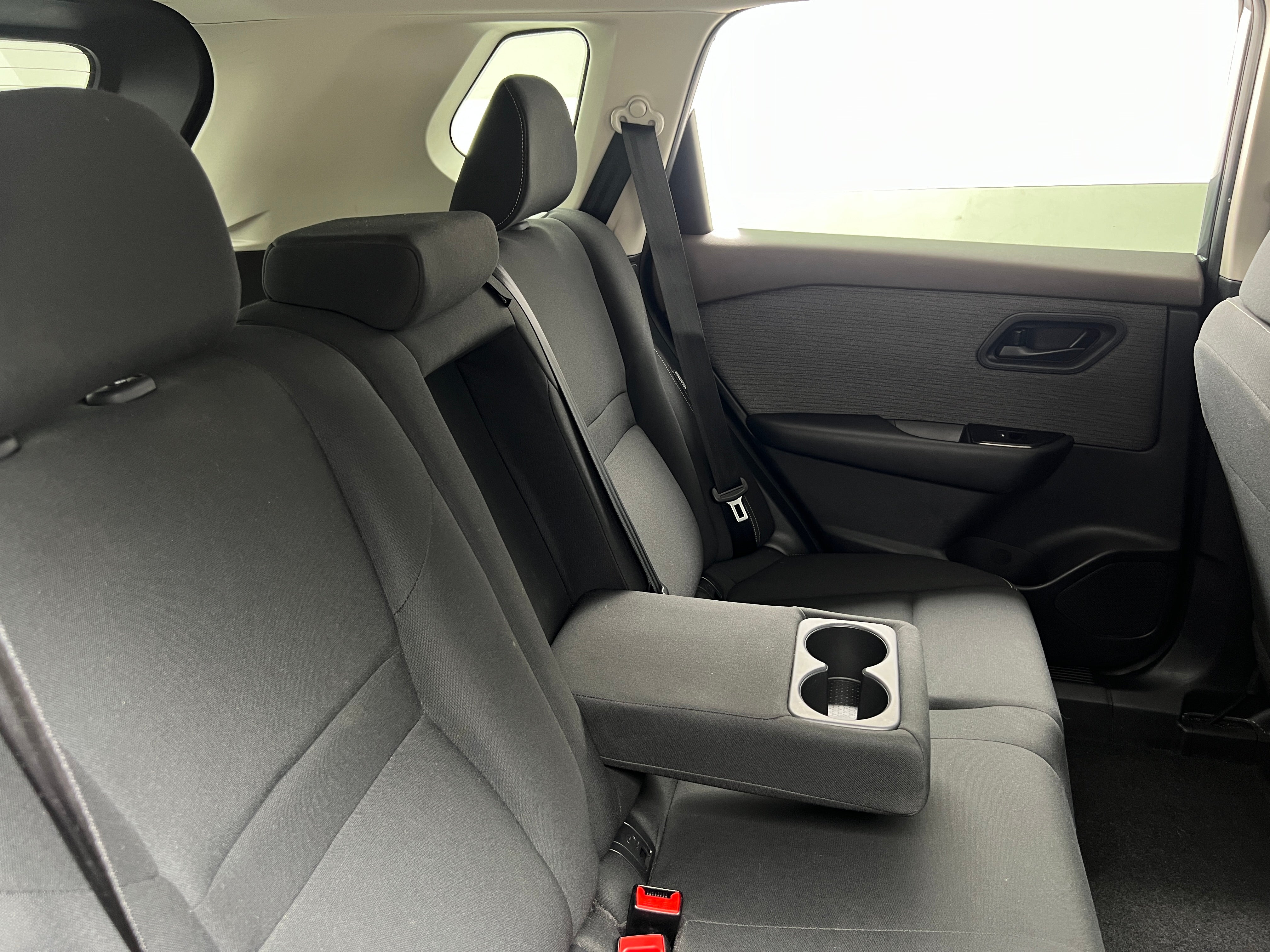 2023 Nissan Rogue S 6