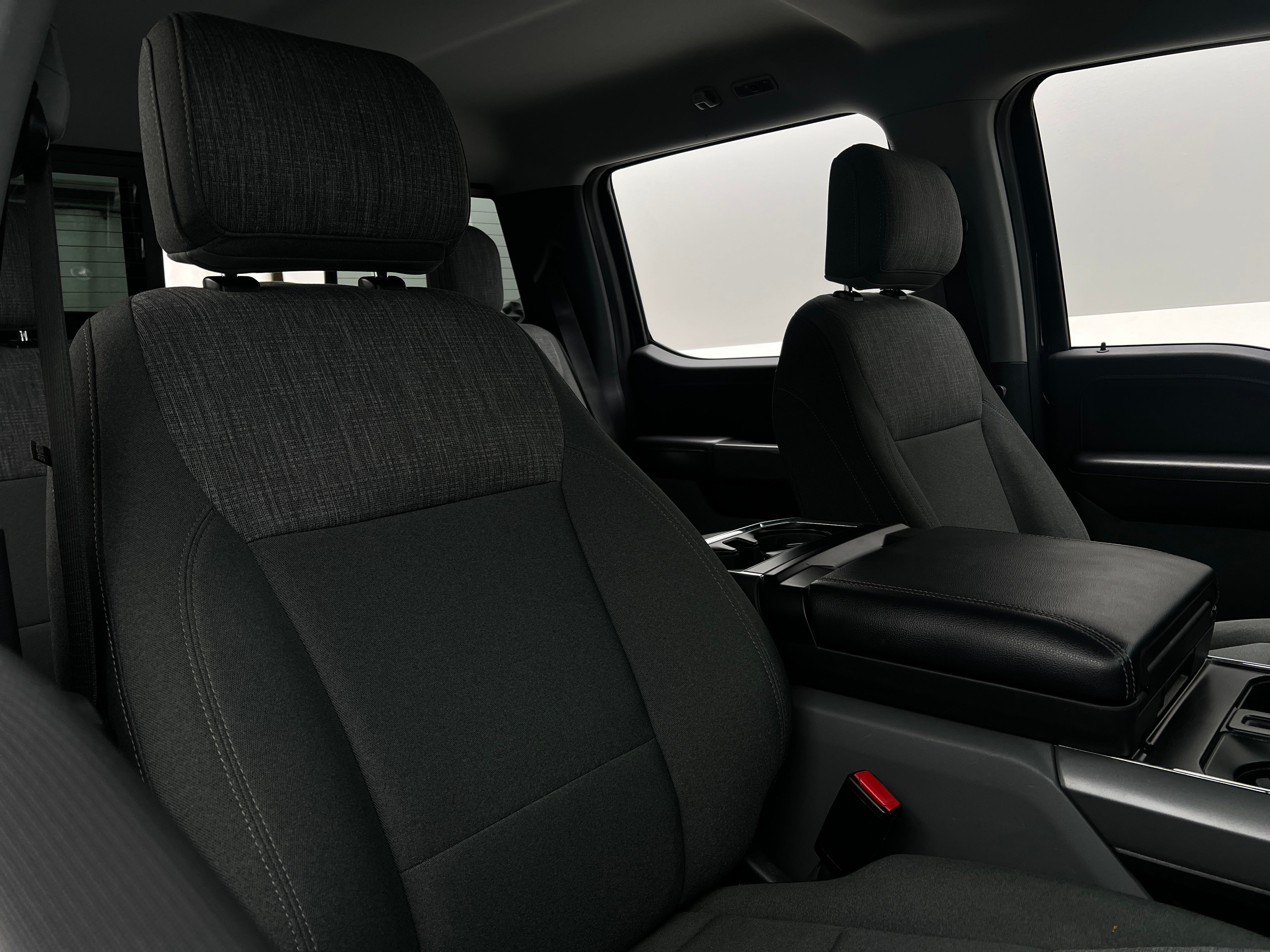 2021 Ford Econoline E-150 2