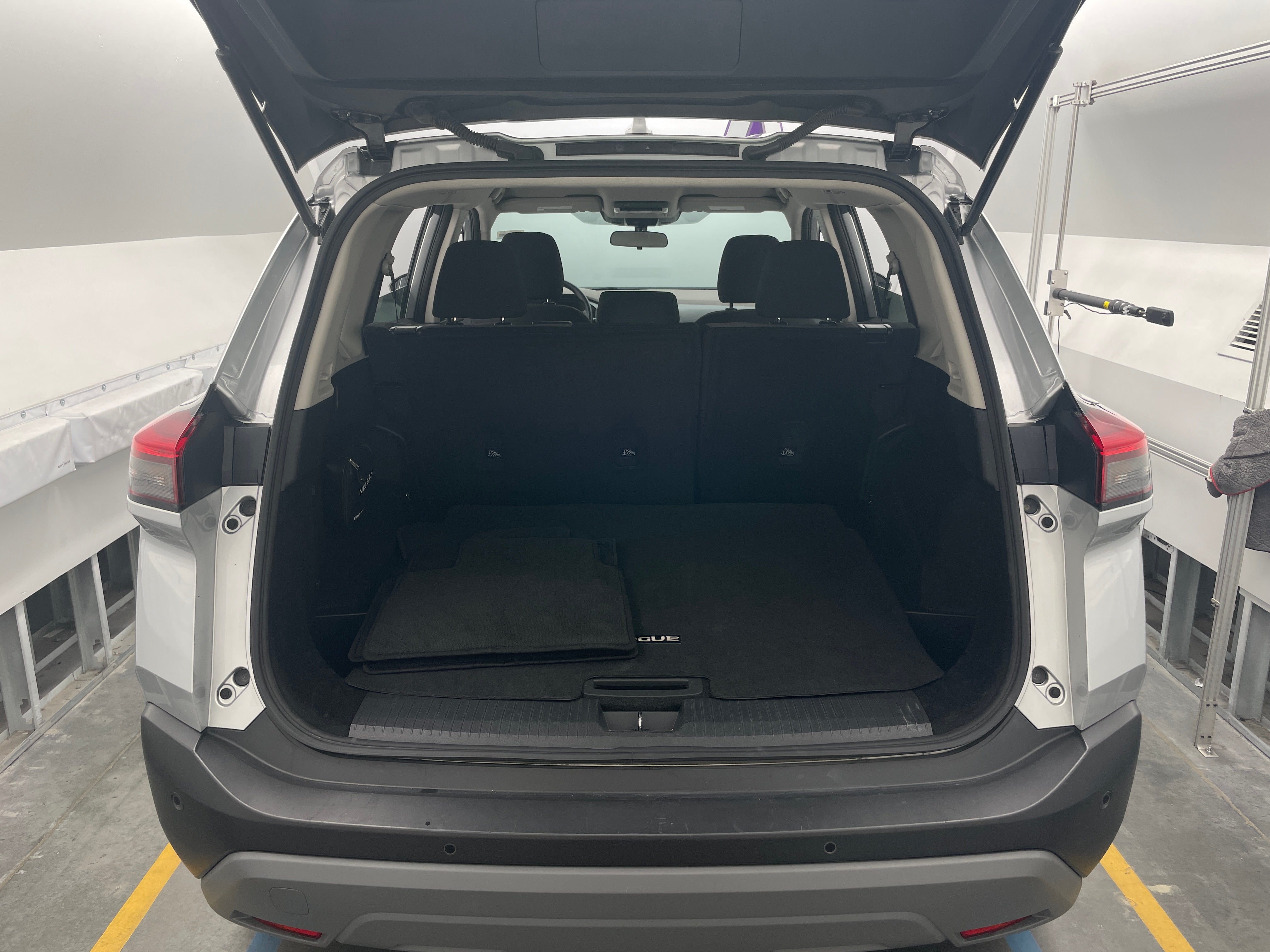 2023 Nissan Rogue SV 7