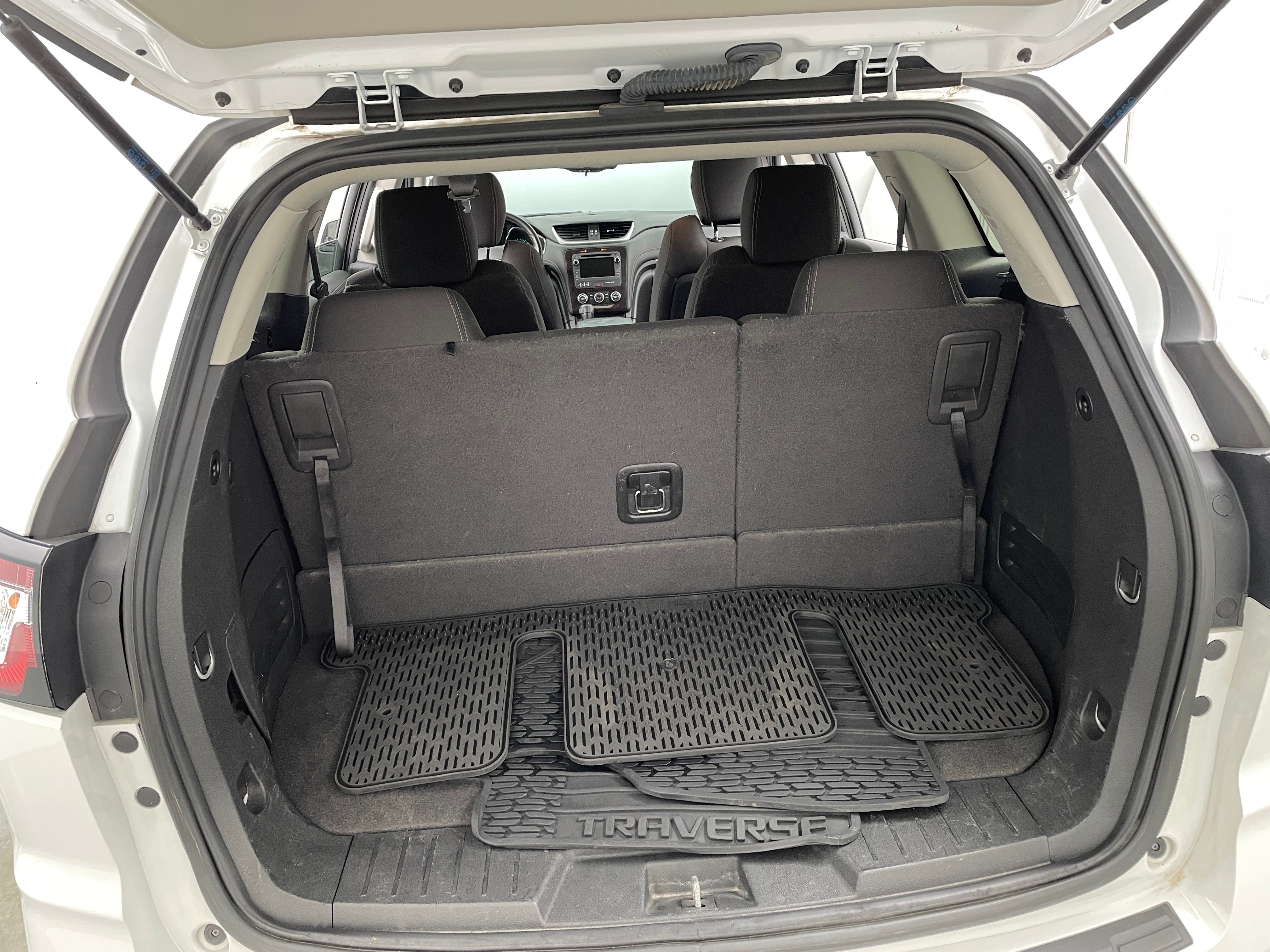 2017 Chevrolet Traverse LT 7