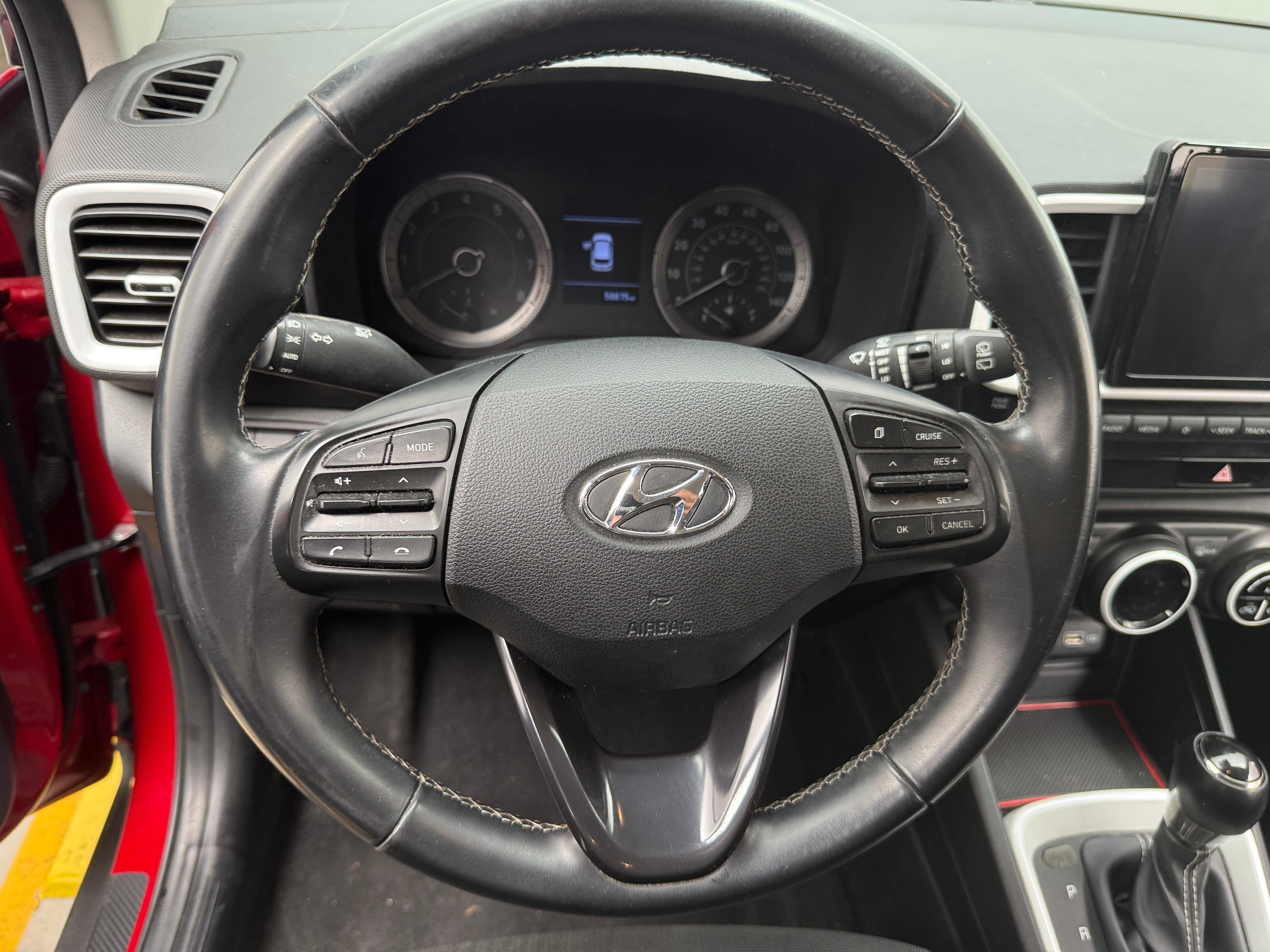 2022 Hyundai Venue Limited 4