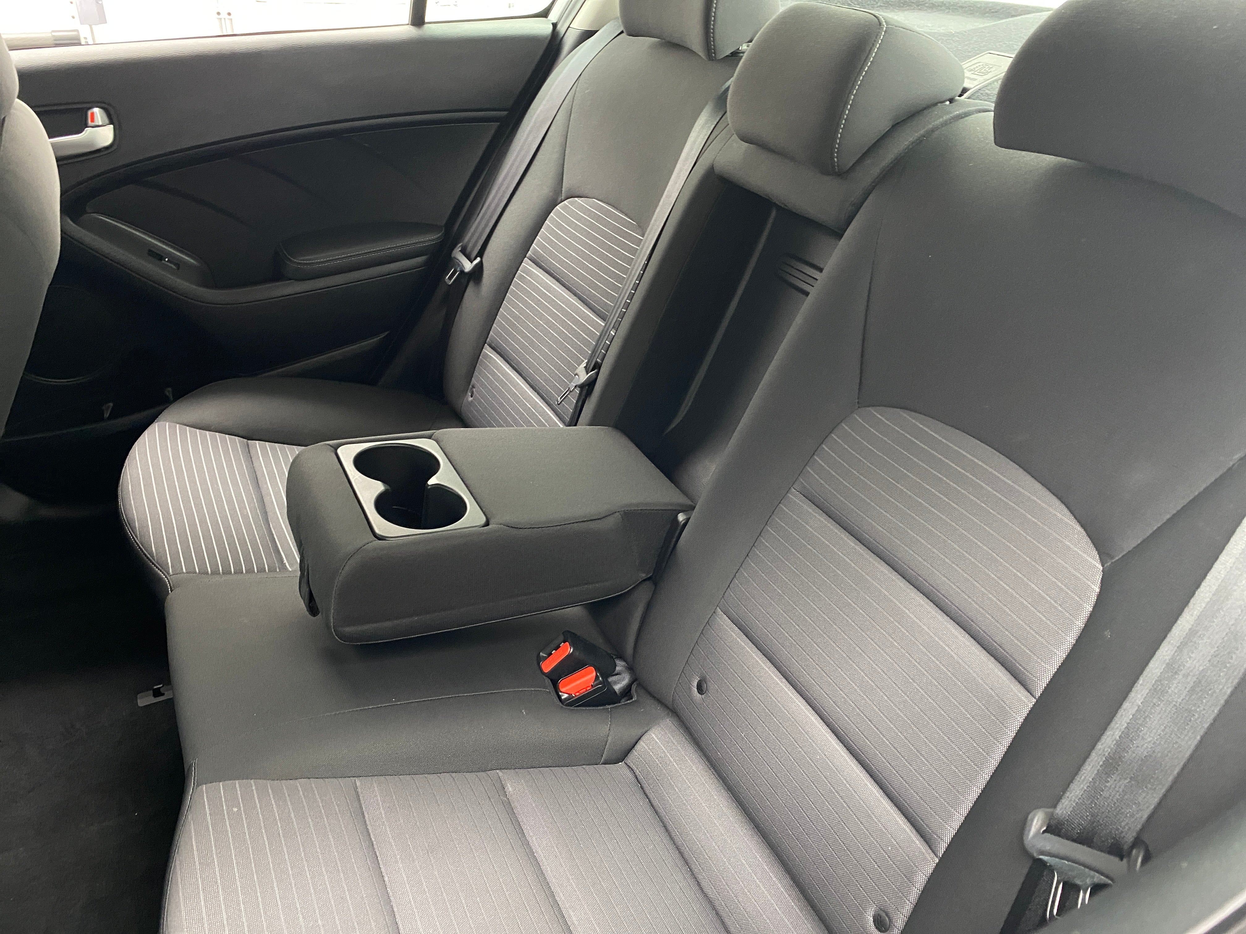 2017 Kia Forte LX 6