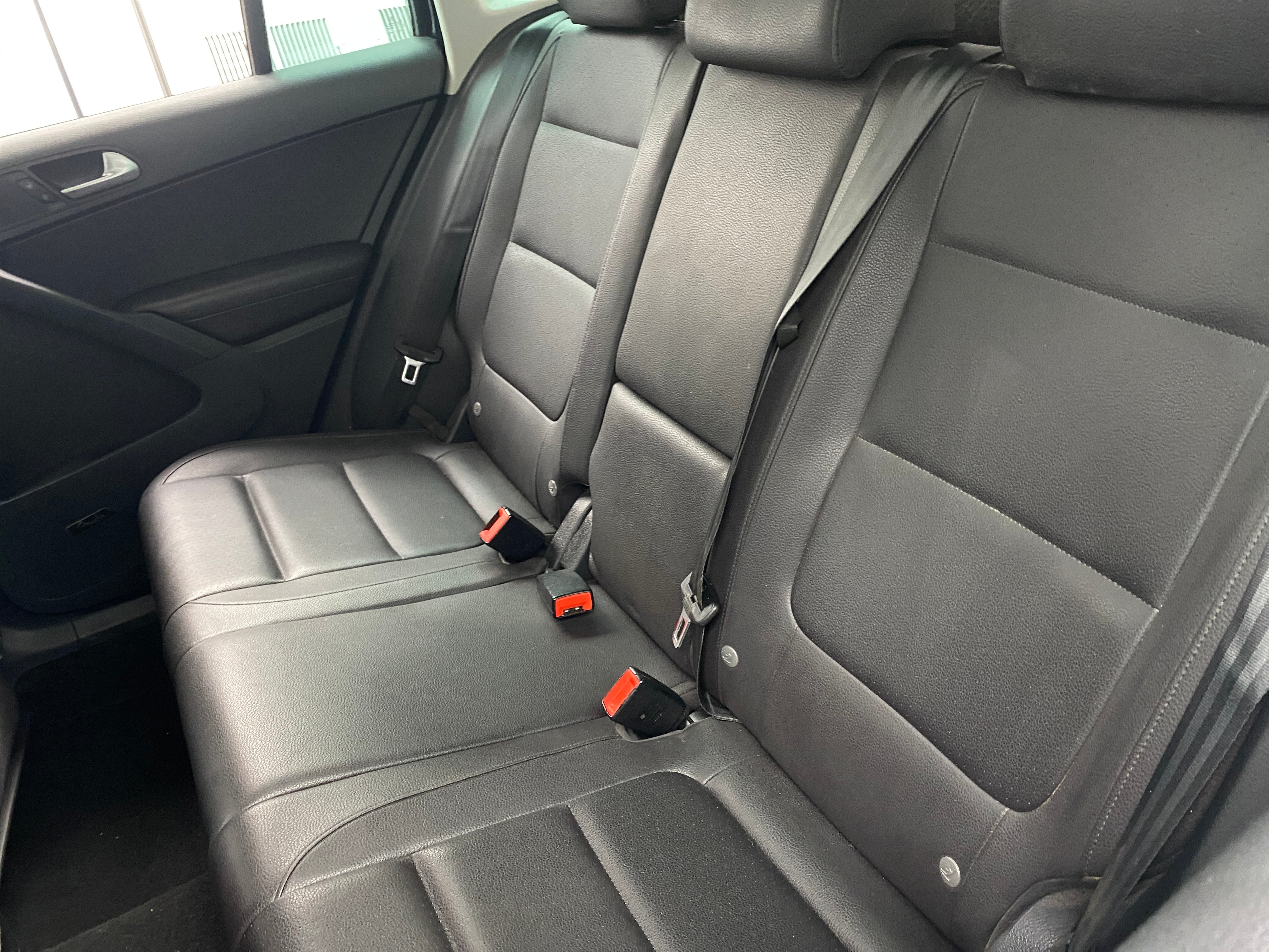 2015 Volkswagen Tiguan SEL 6