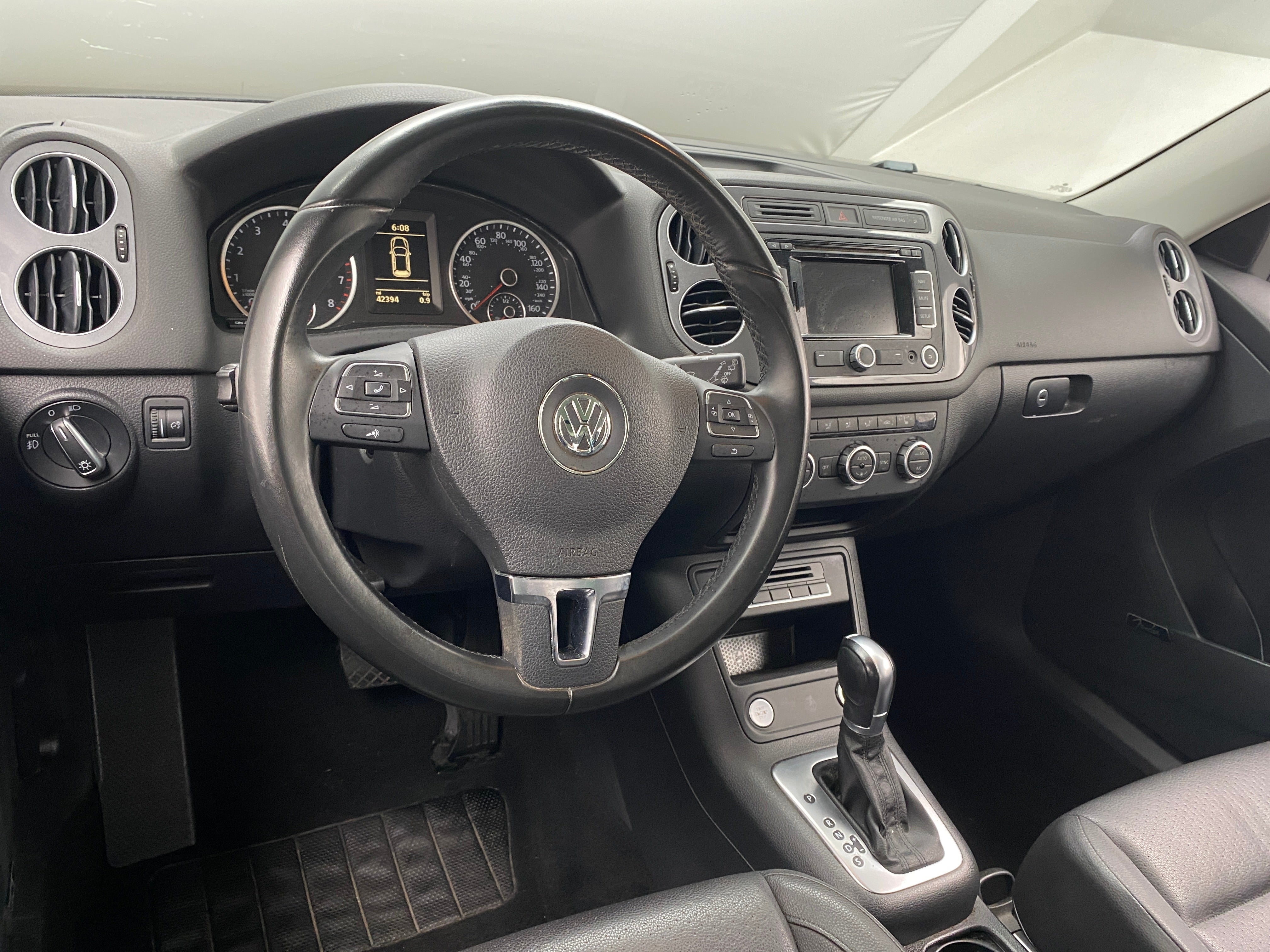 2015 Volkswagen Tiguan SEL 3