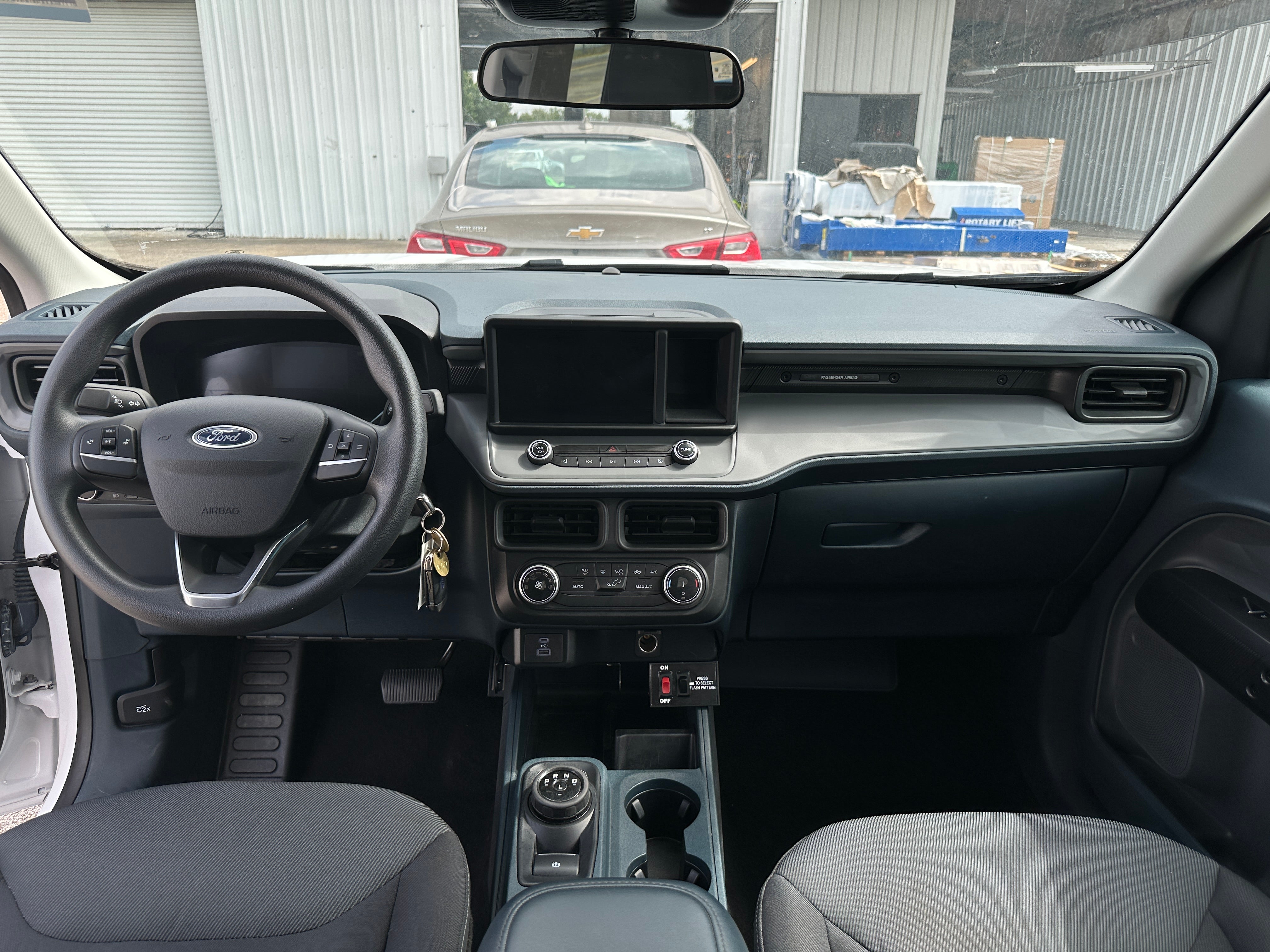 2022 Ford Maverick XL 3
