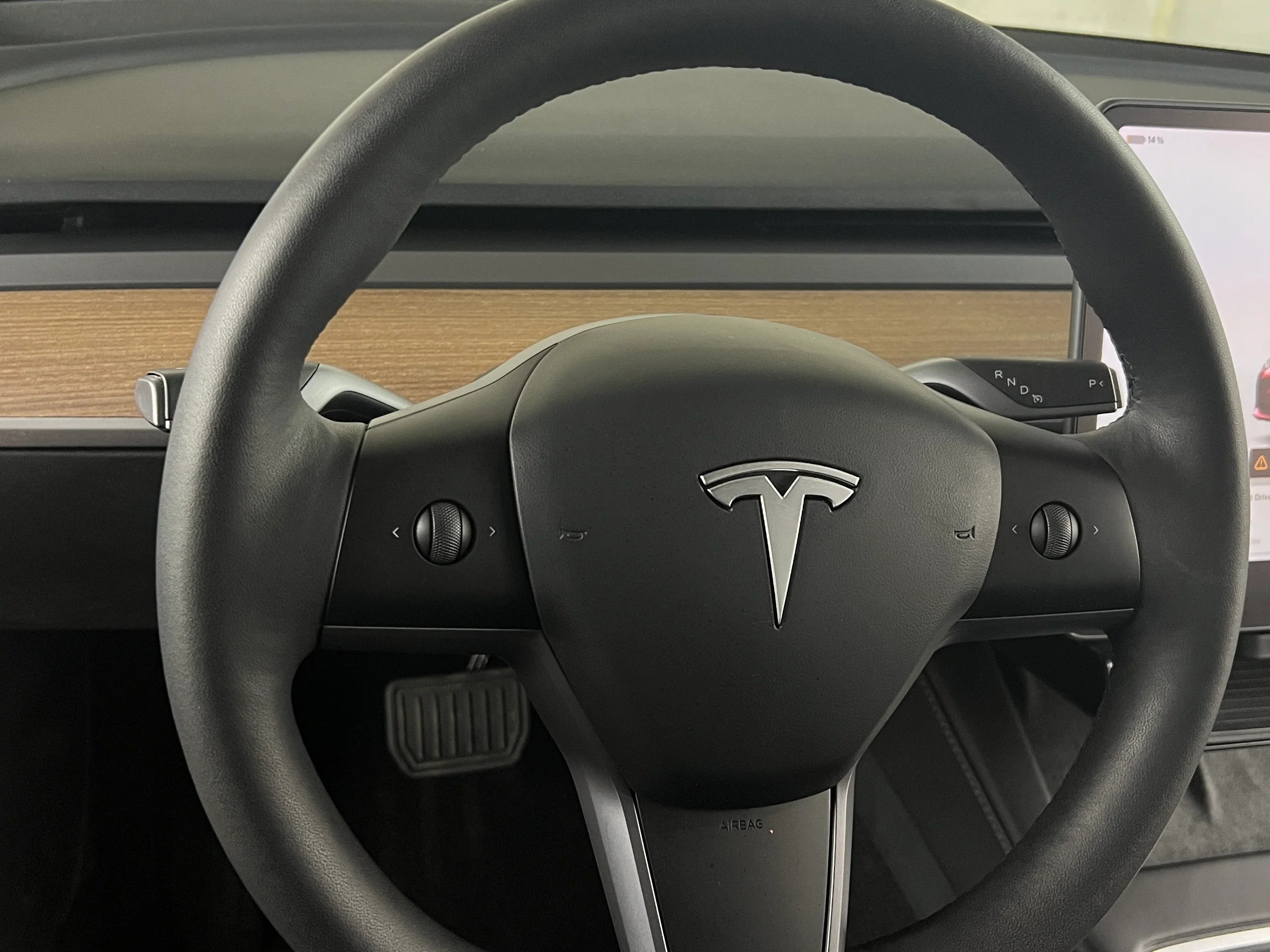 2023 Tesla Model 3 Standard Range 4