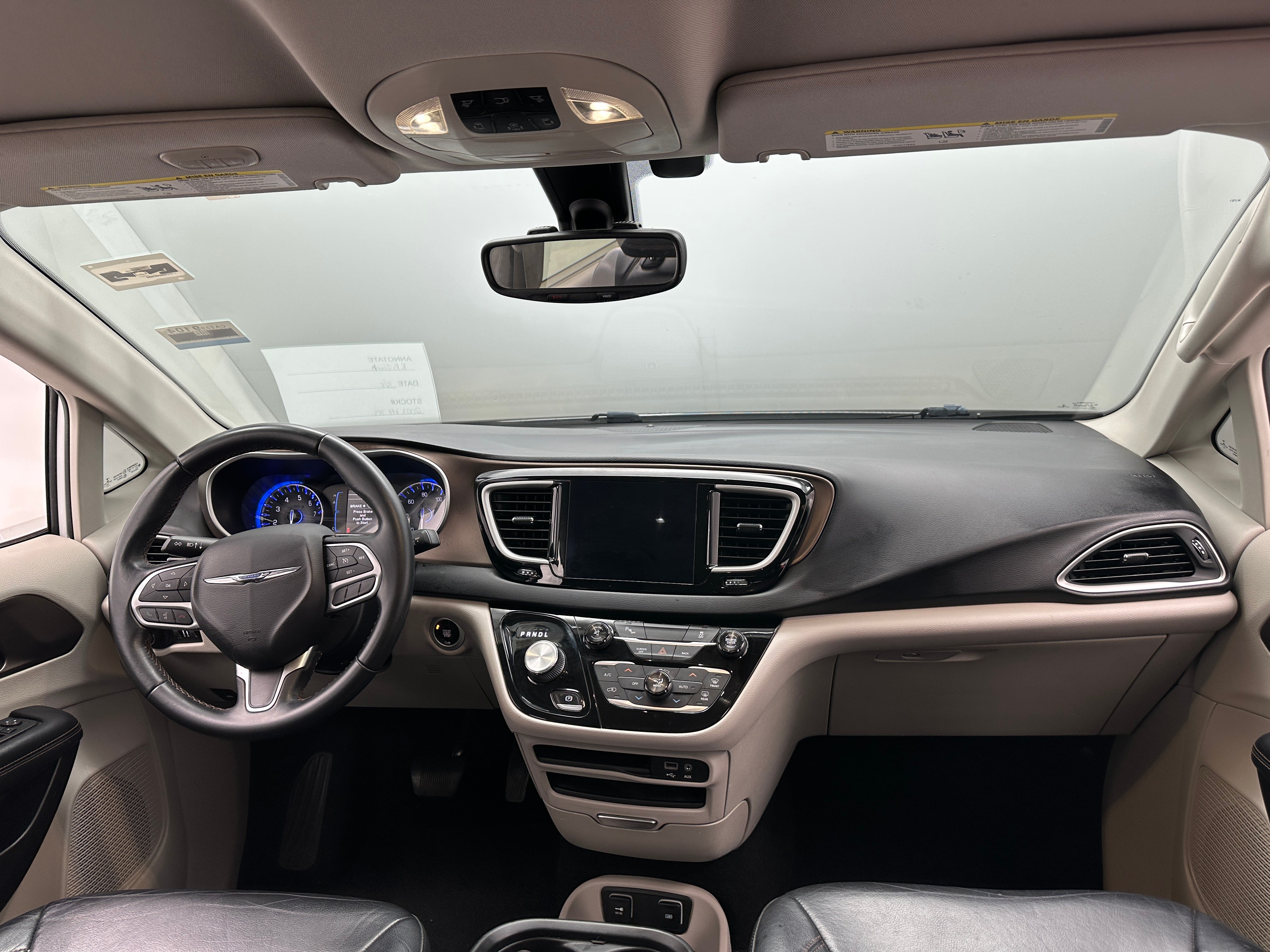 2017 Chrysler Pacifica Touring L 2