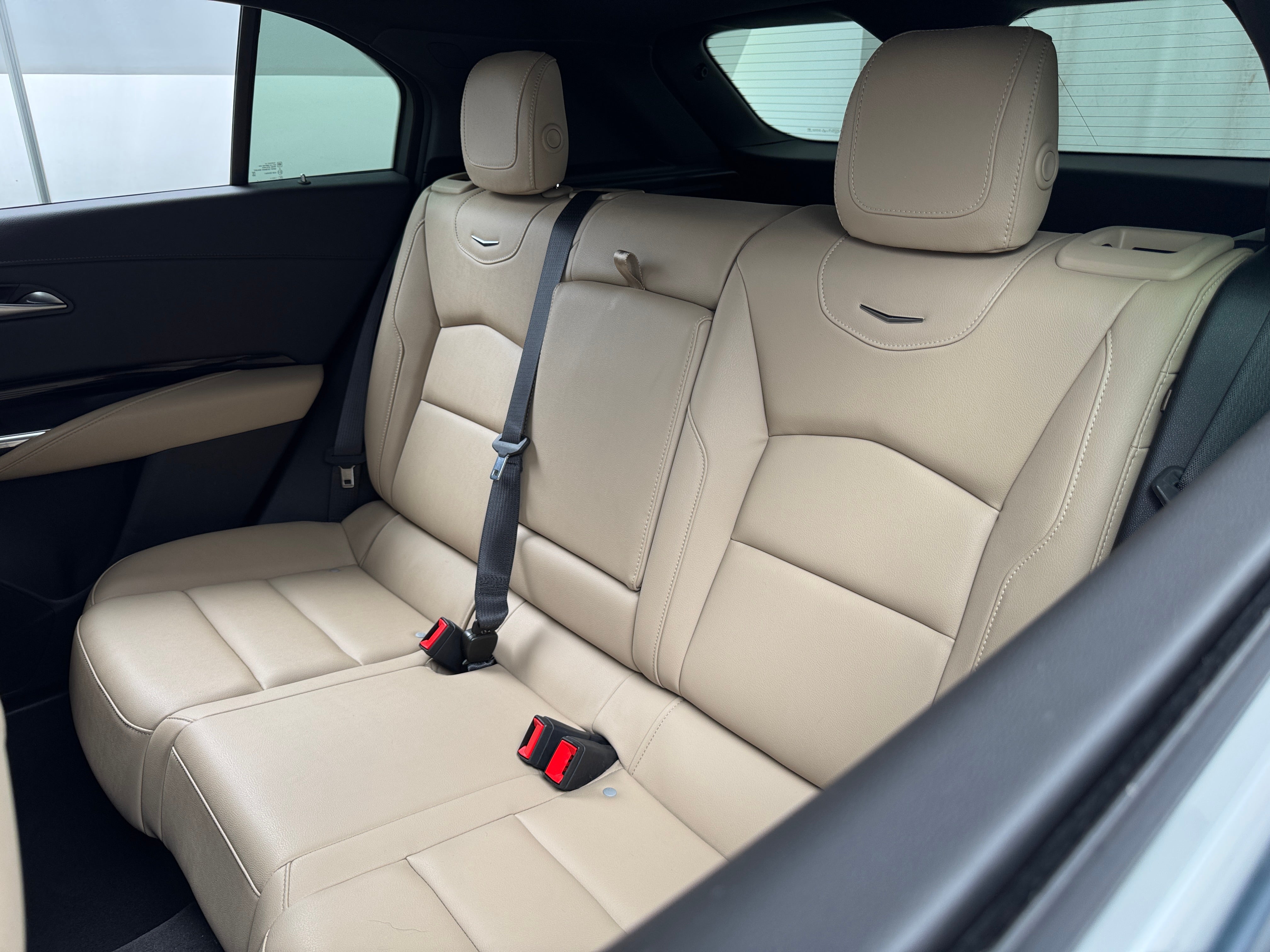 2024 Cadillac XT4 Luxury 6