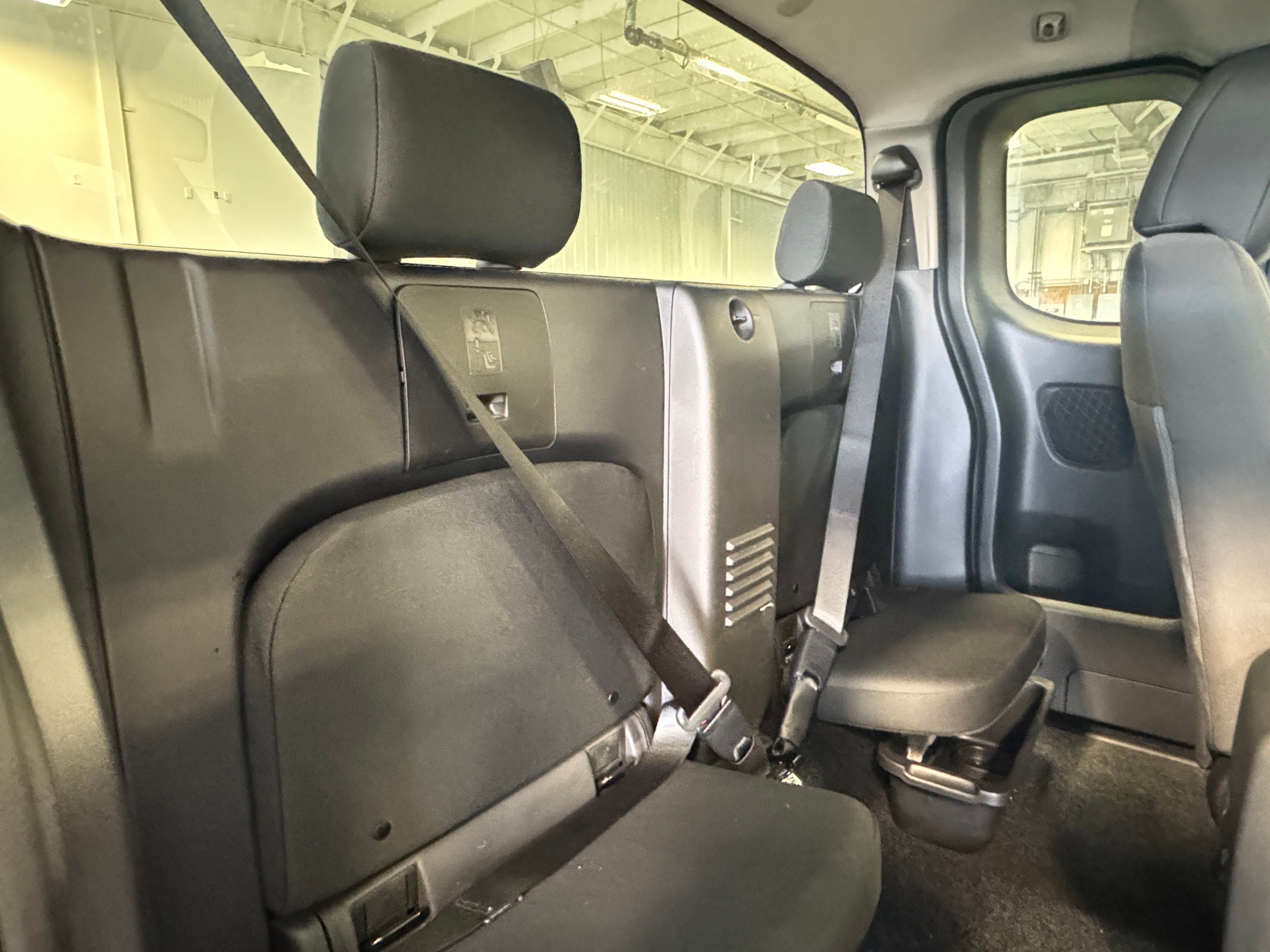 2024 Nissan Frontier S/C 6