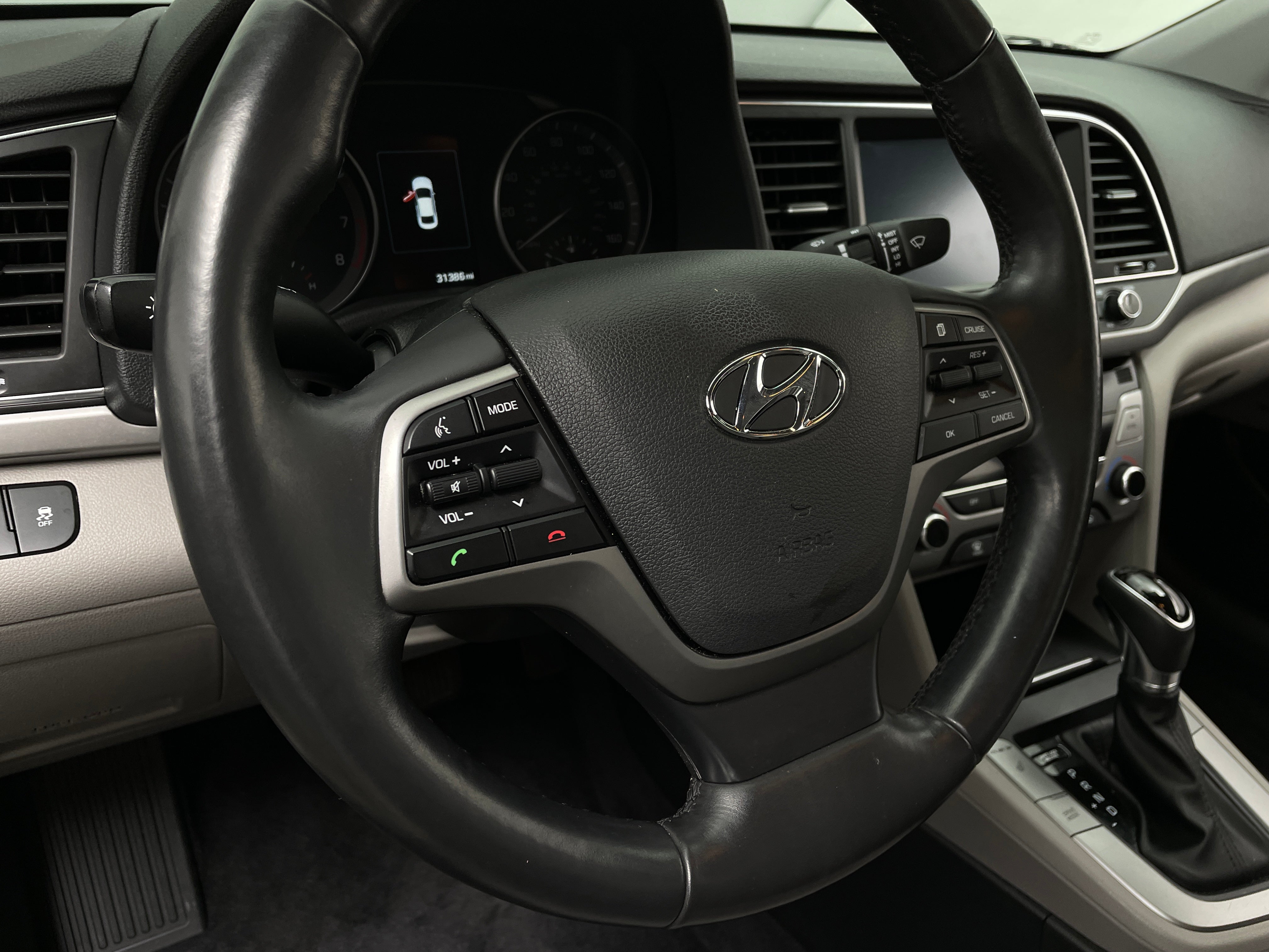 2017 Hyundai Elantra Limited Edition 4