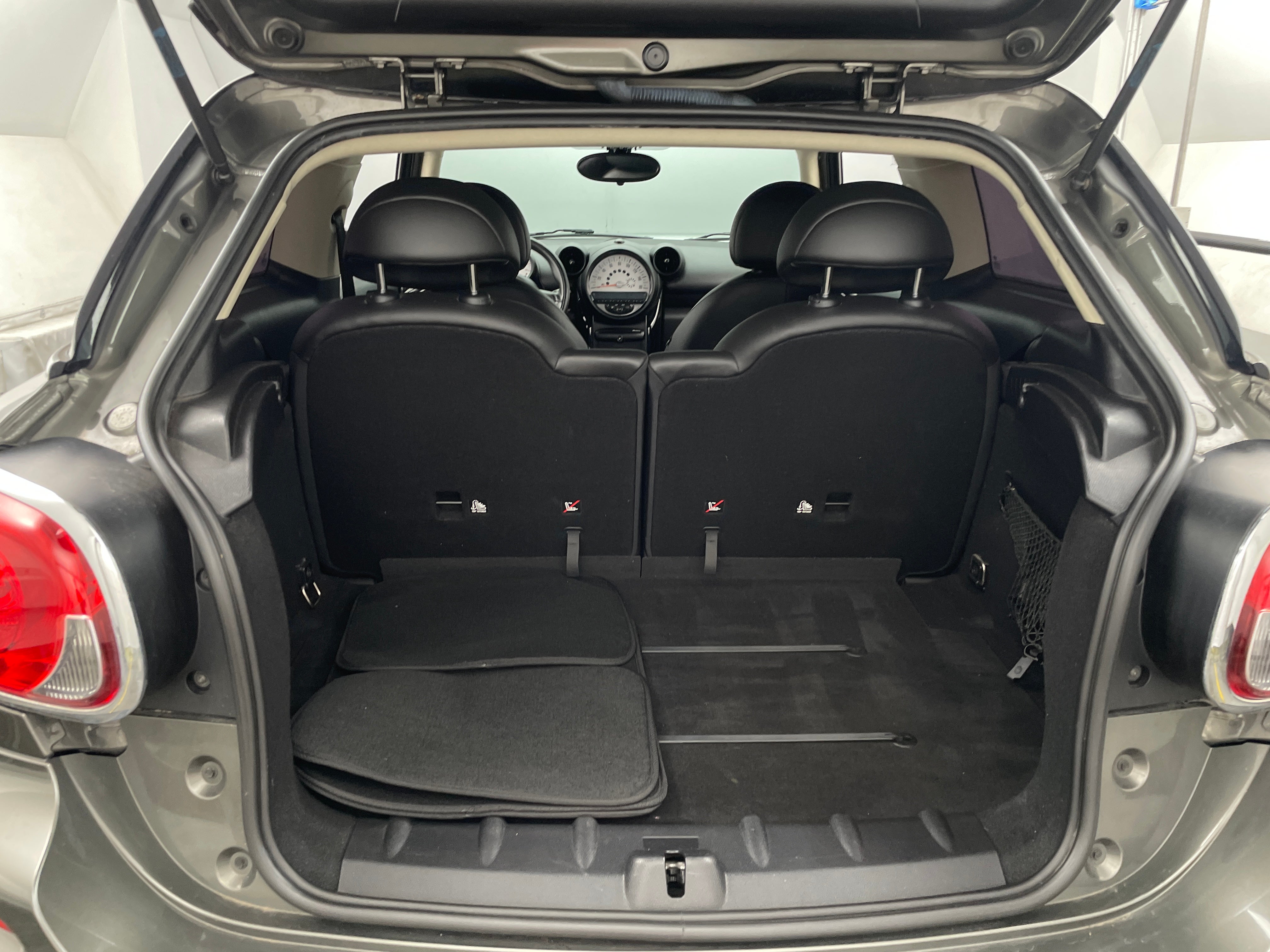 2013 MINI Cooper Paceman  6