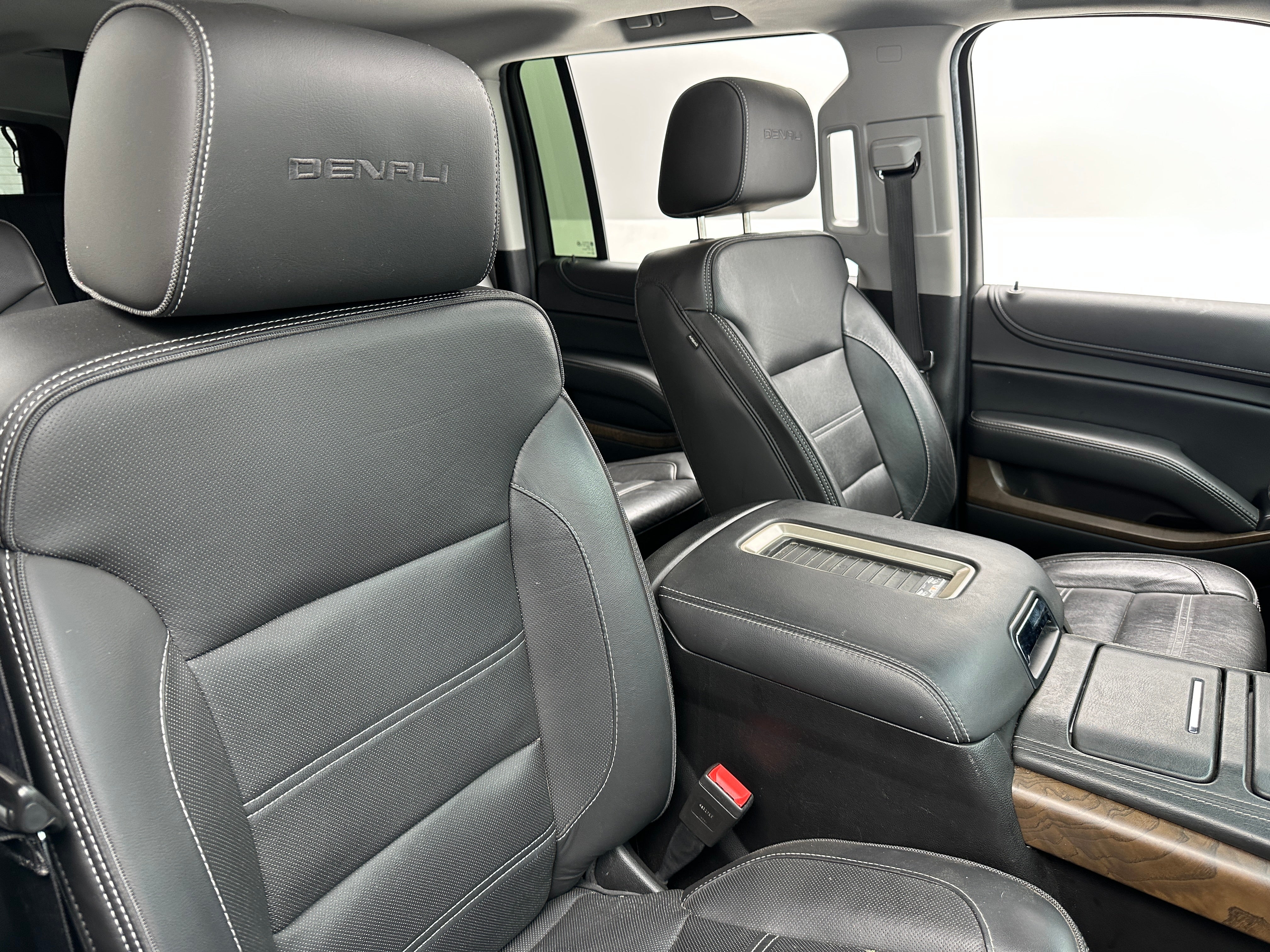 2018 GMC Yukon XL Denali 2