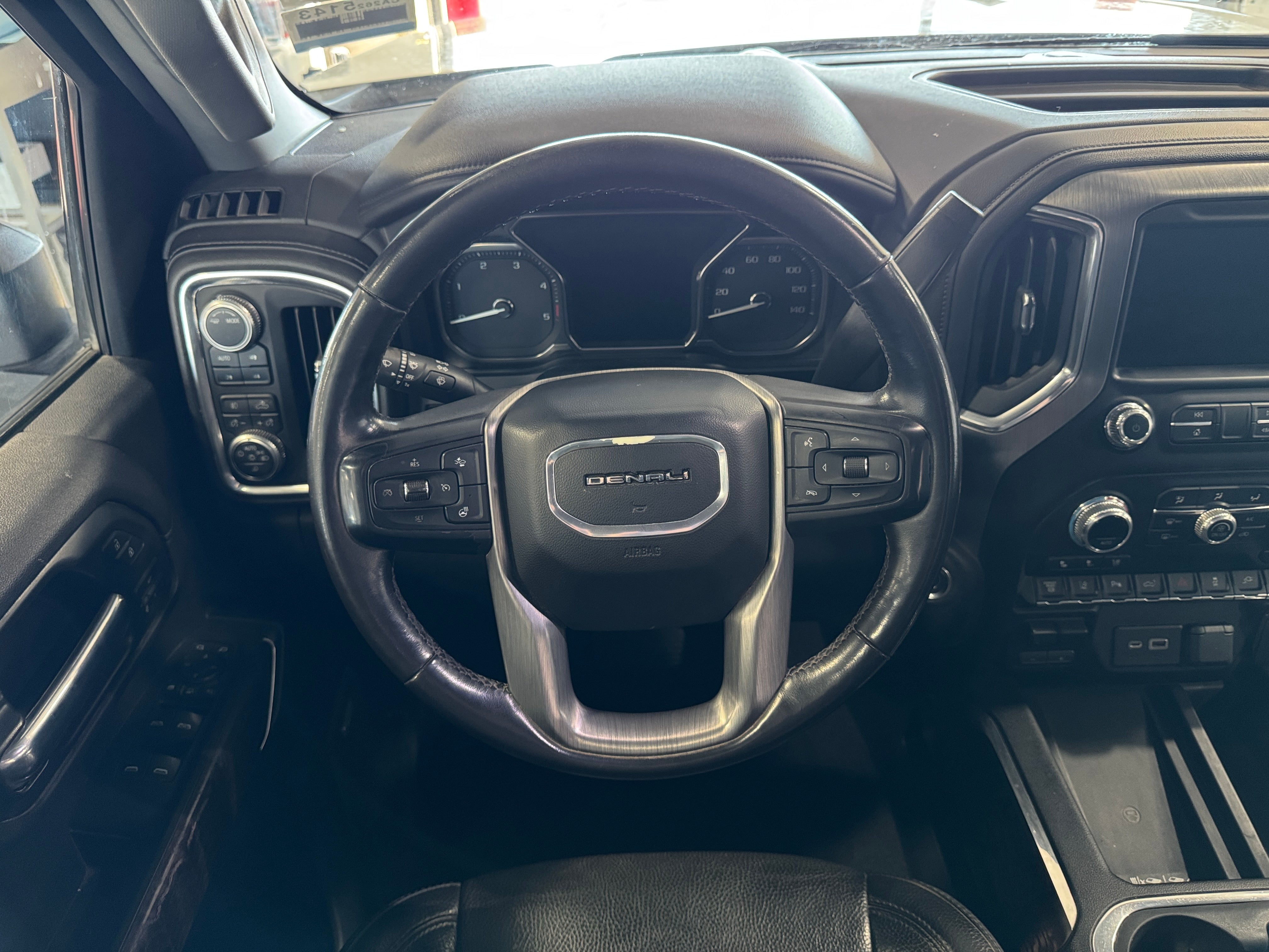 2020 GMC Sierra 2500 Denali 4