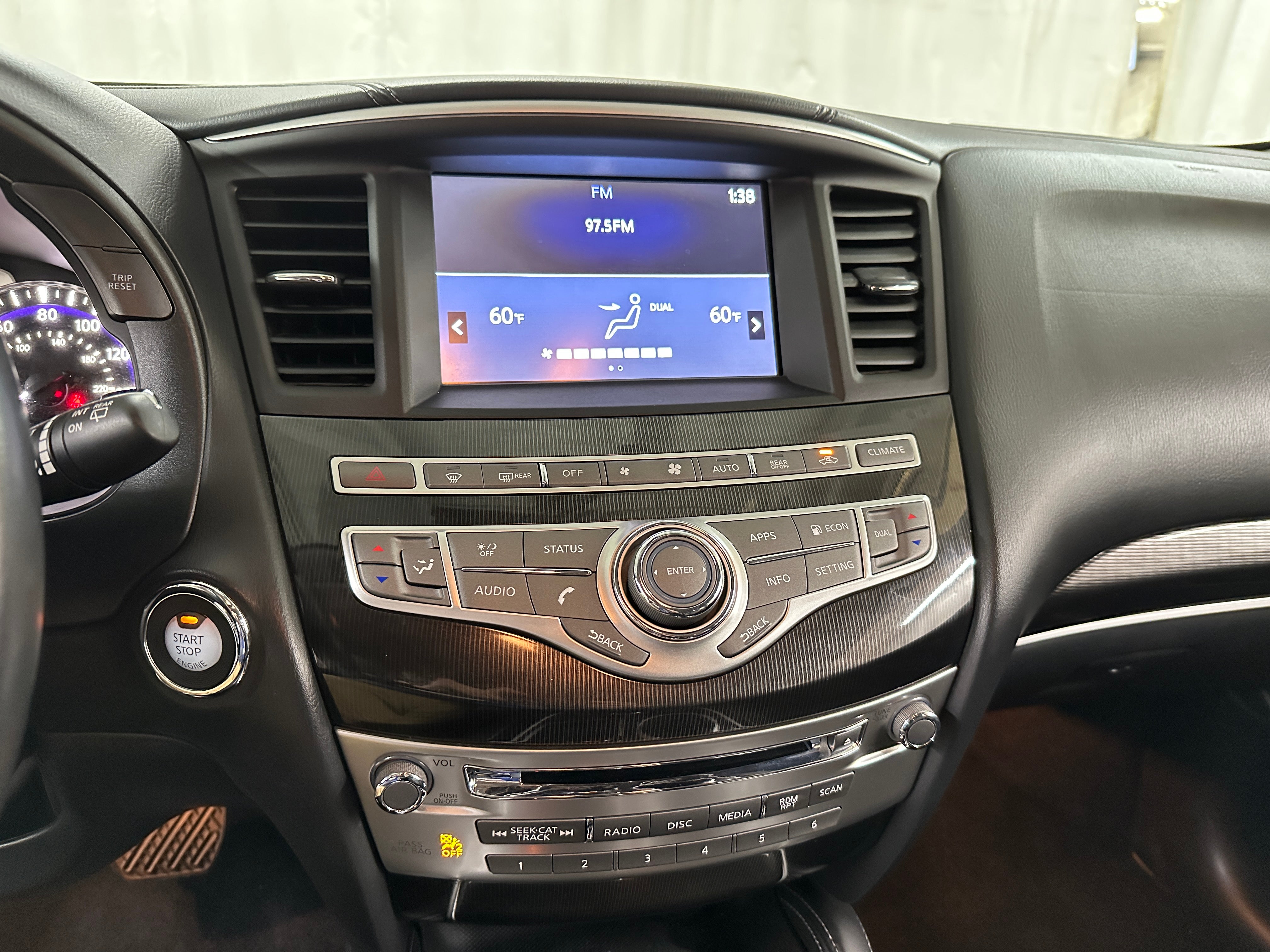 2017 INFINITI QX60  3