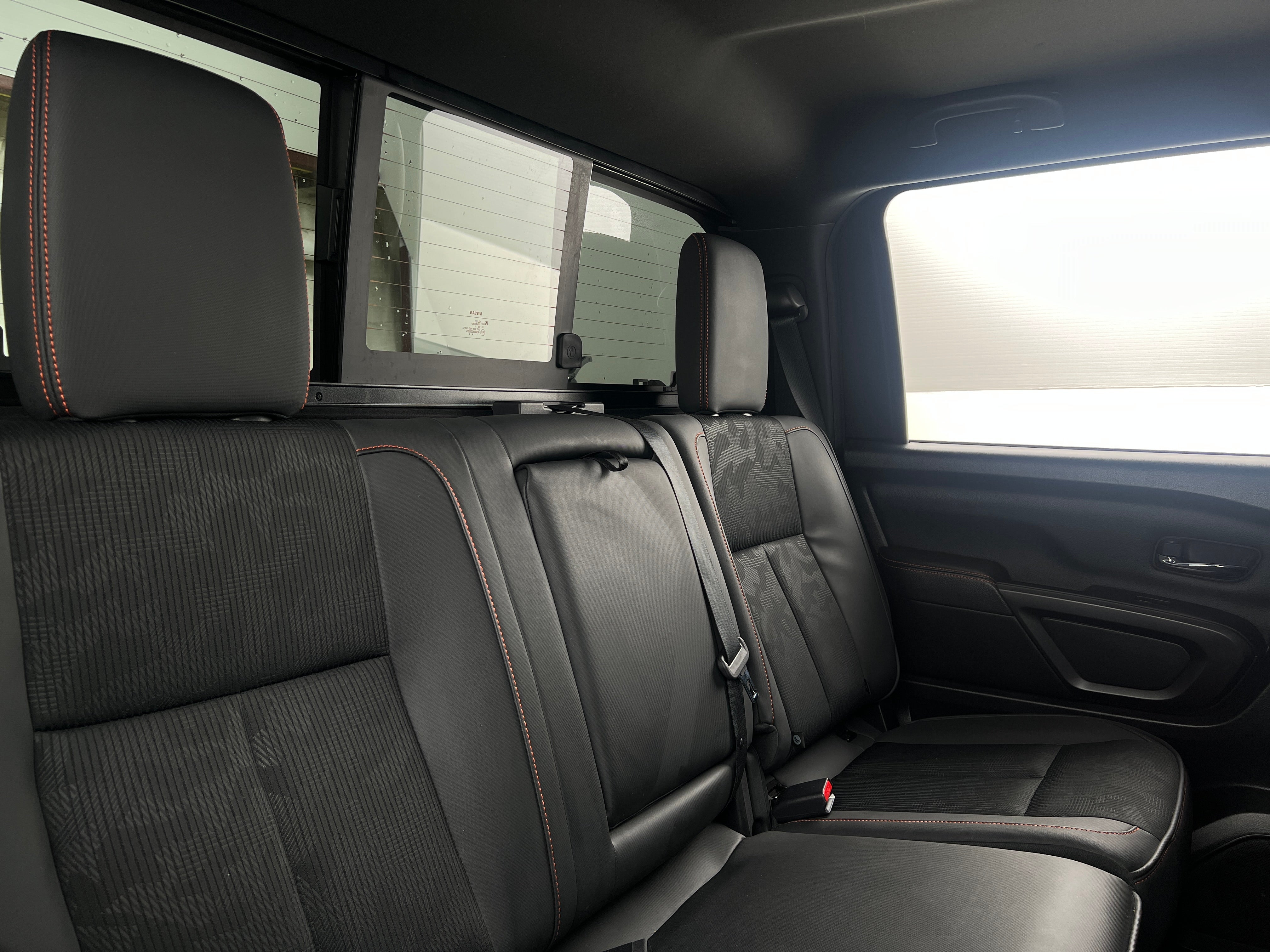 2022 Nissan Titan PRO-4X 6