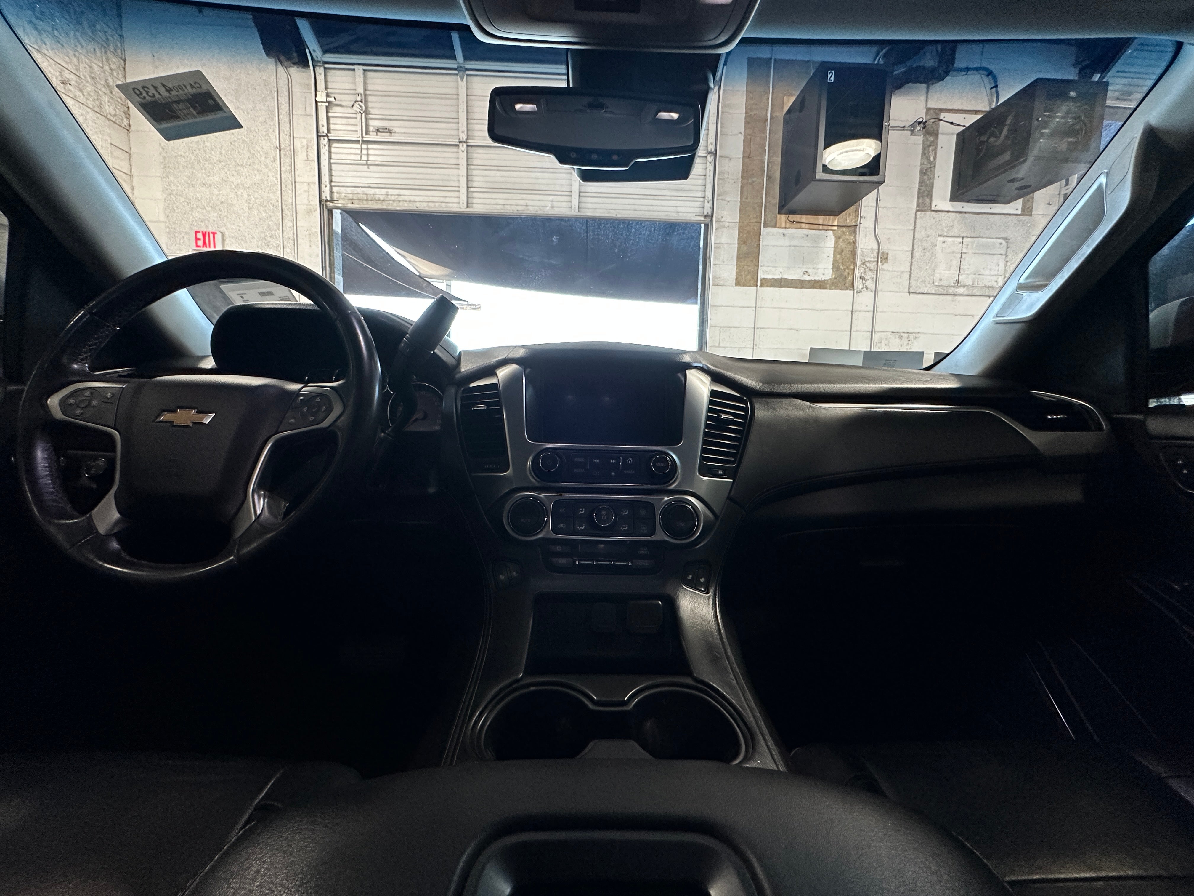 2017 Chevrolet Suburban LT 2