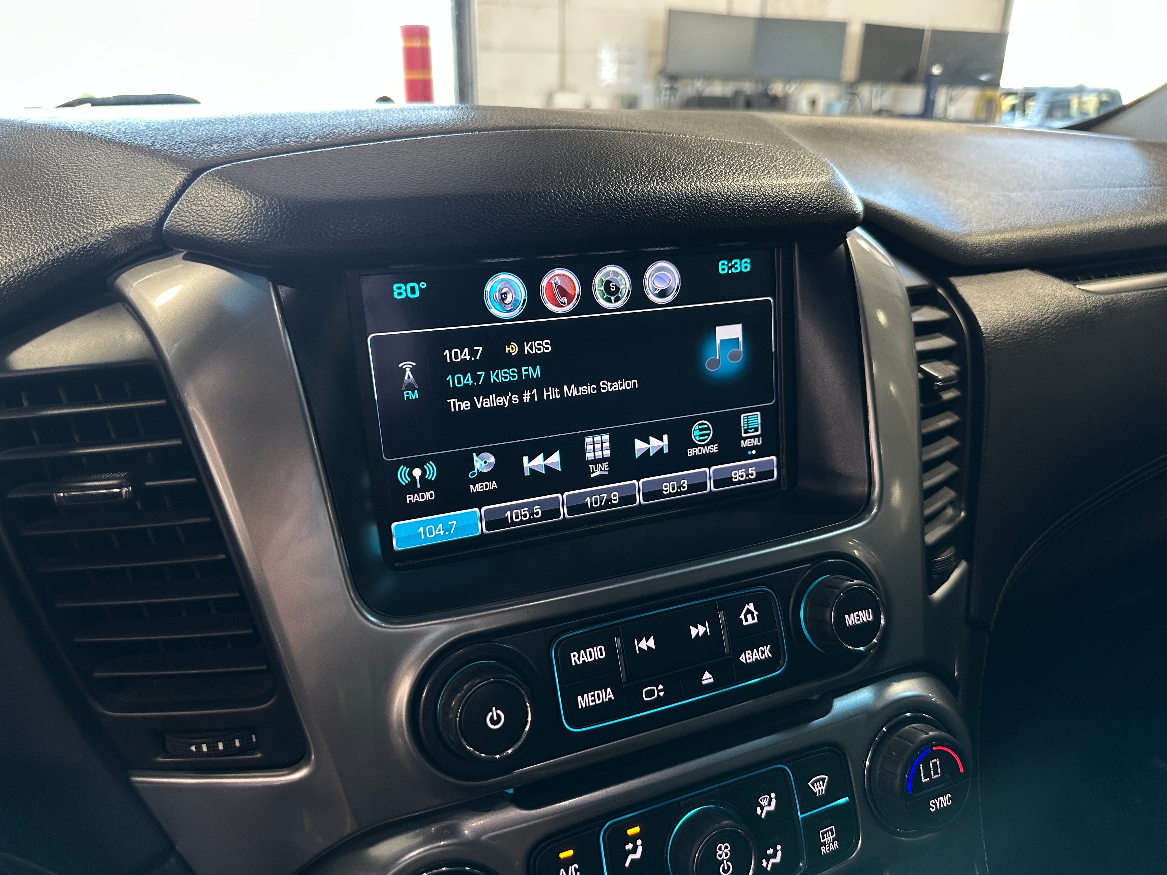 2017 Chevrolet Suburban LT 3