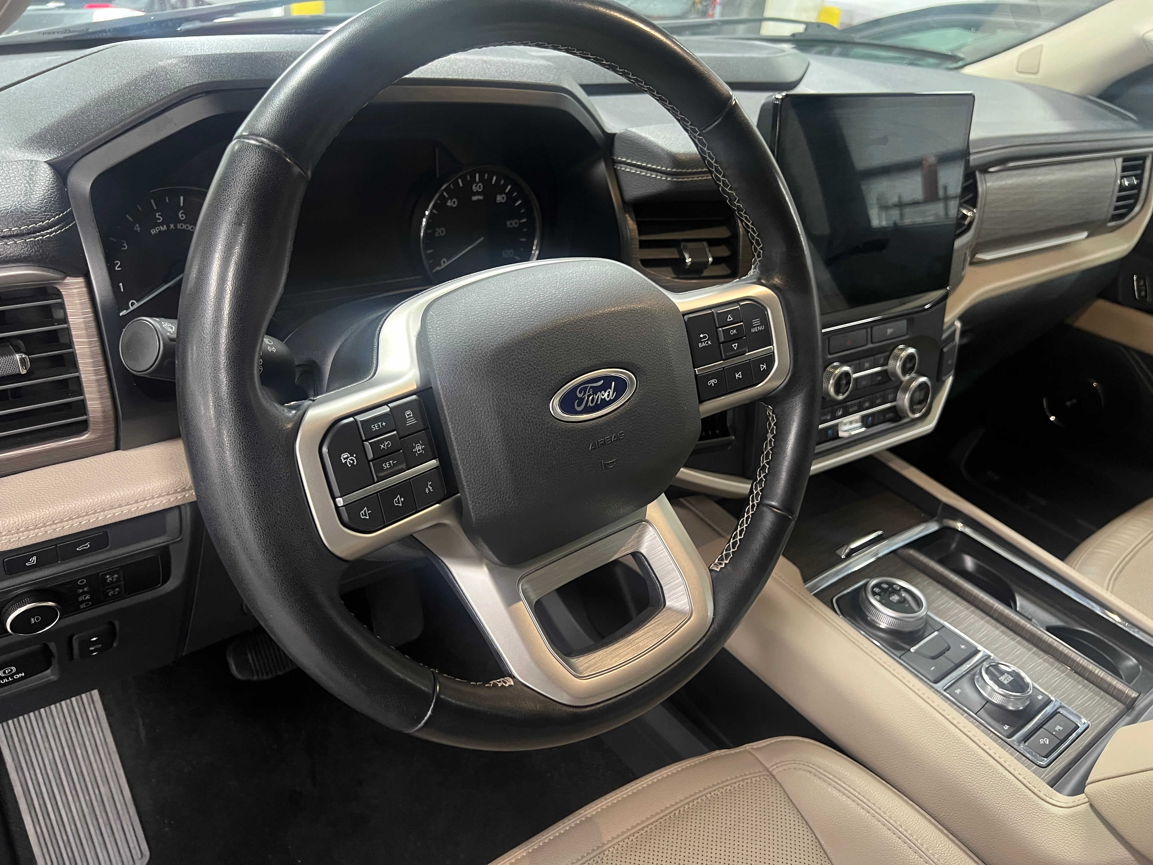 2023 Ford Expedition MAX Limited 4