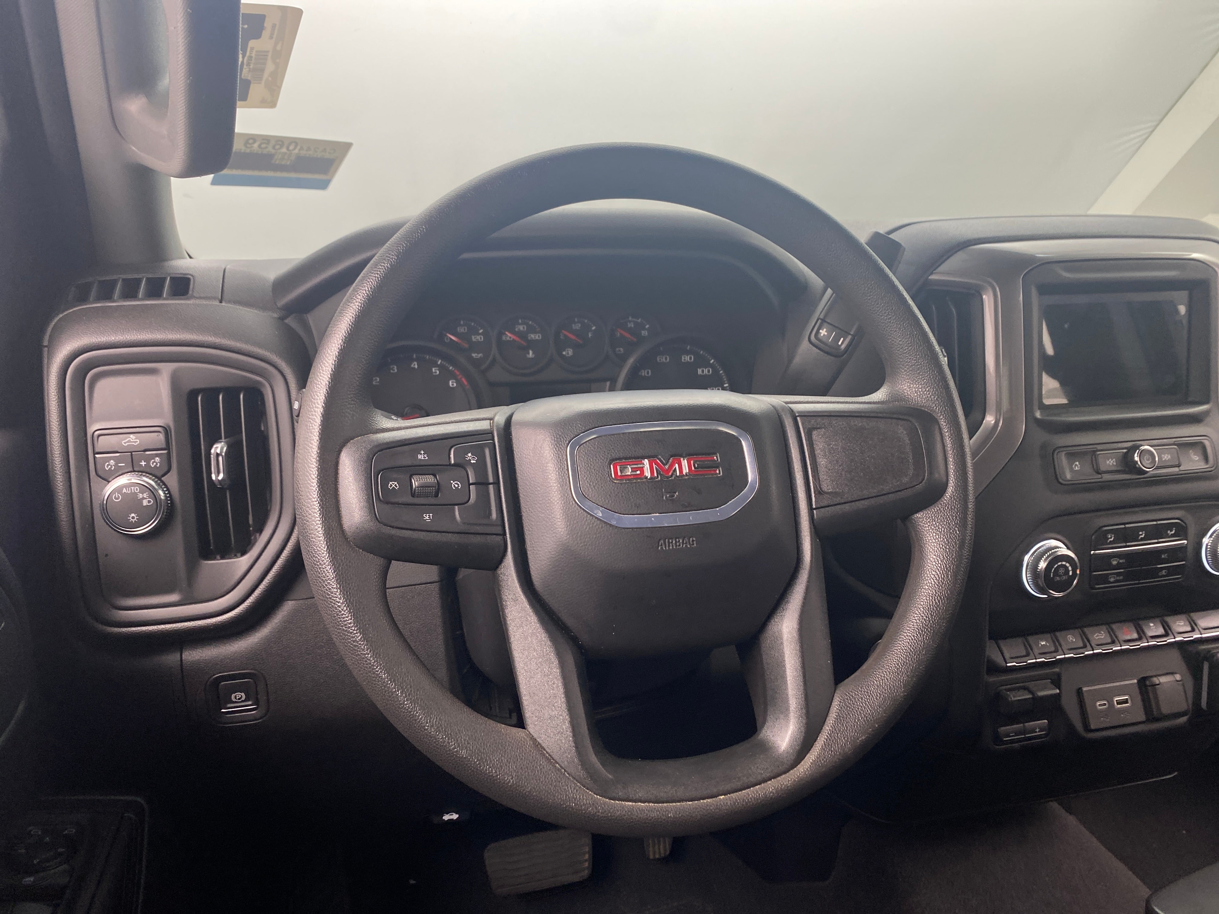 2024 GMC Sierra 1500 Pro 5