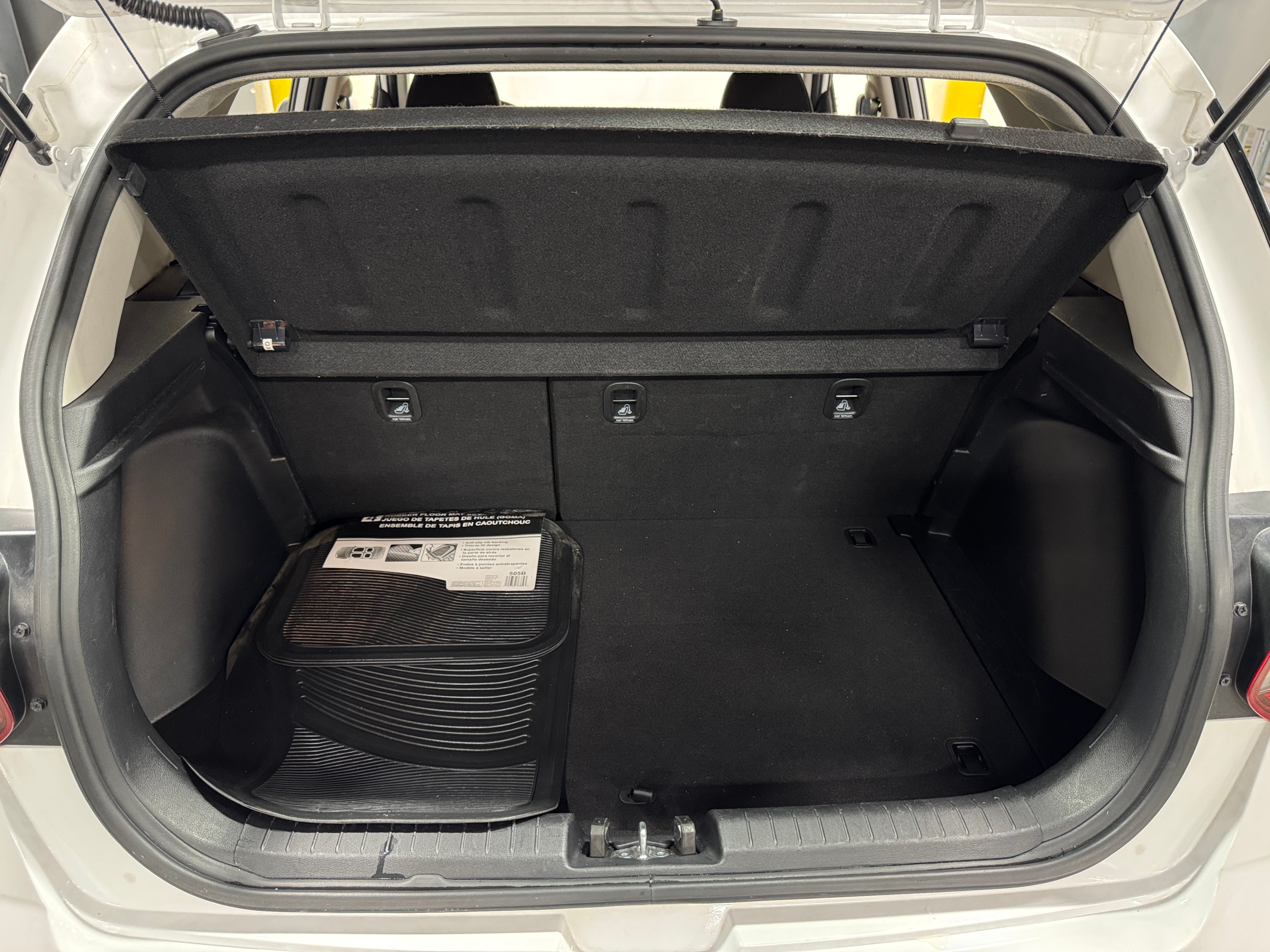 2024 Hyundai Venue SE 7