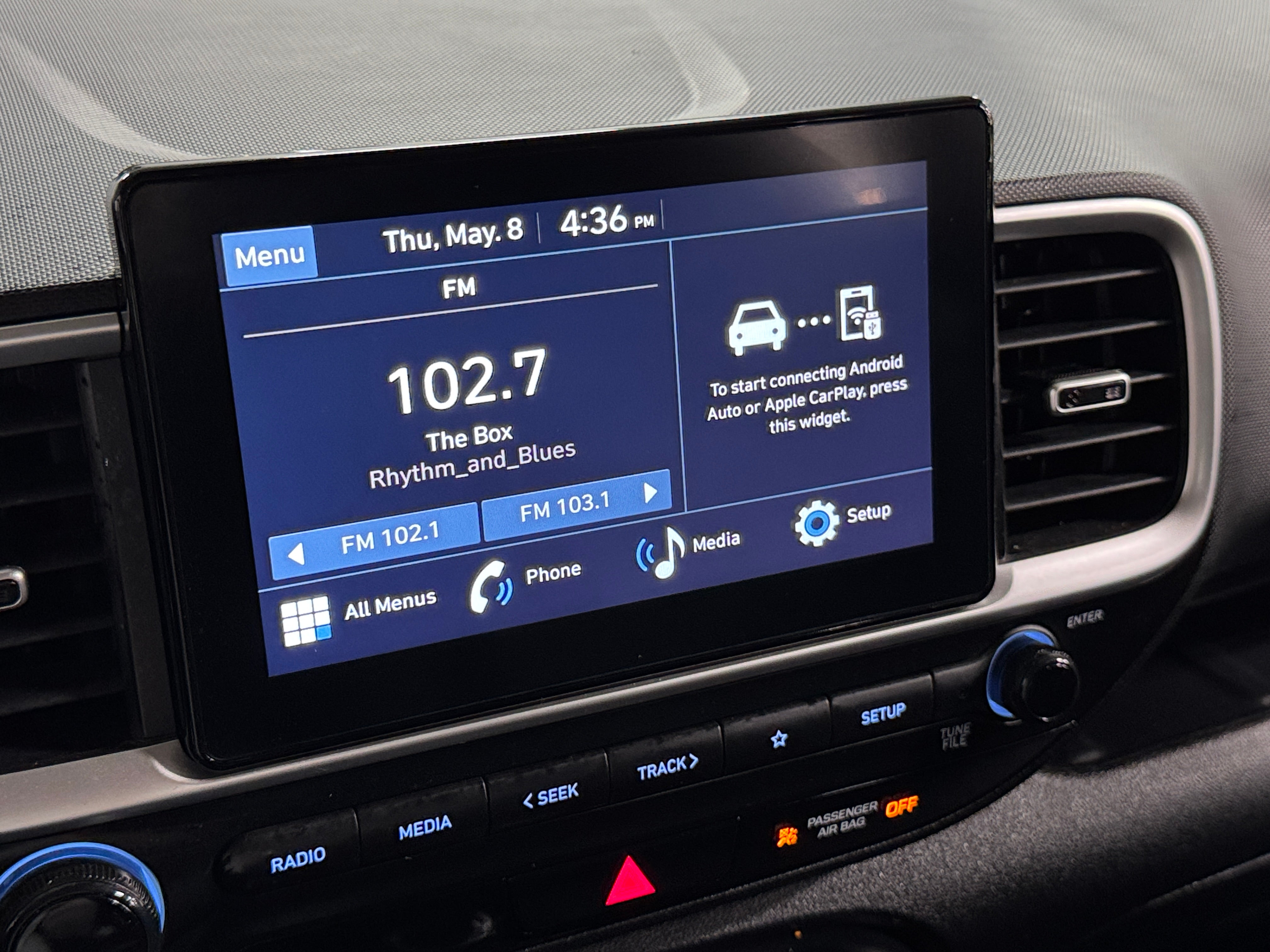 2024 Hyundai Venue SE 4