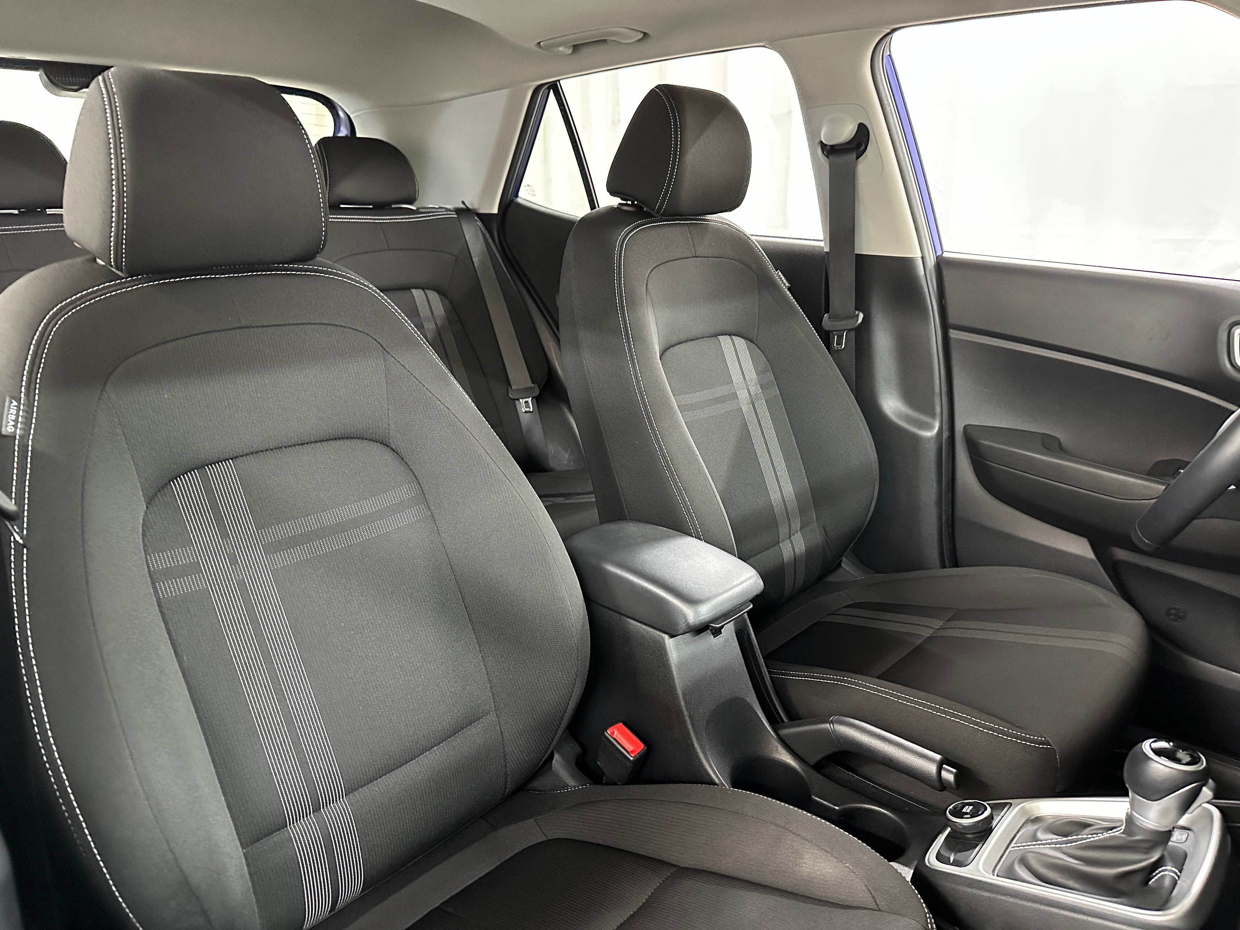 2023 Hyundai Venue SEL 2