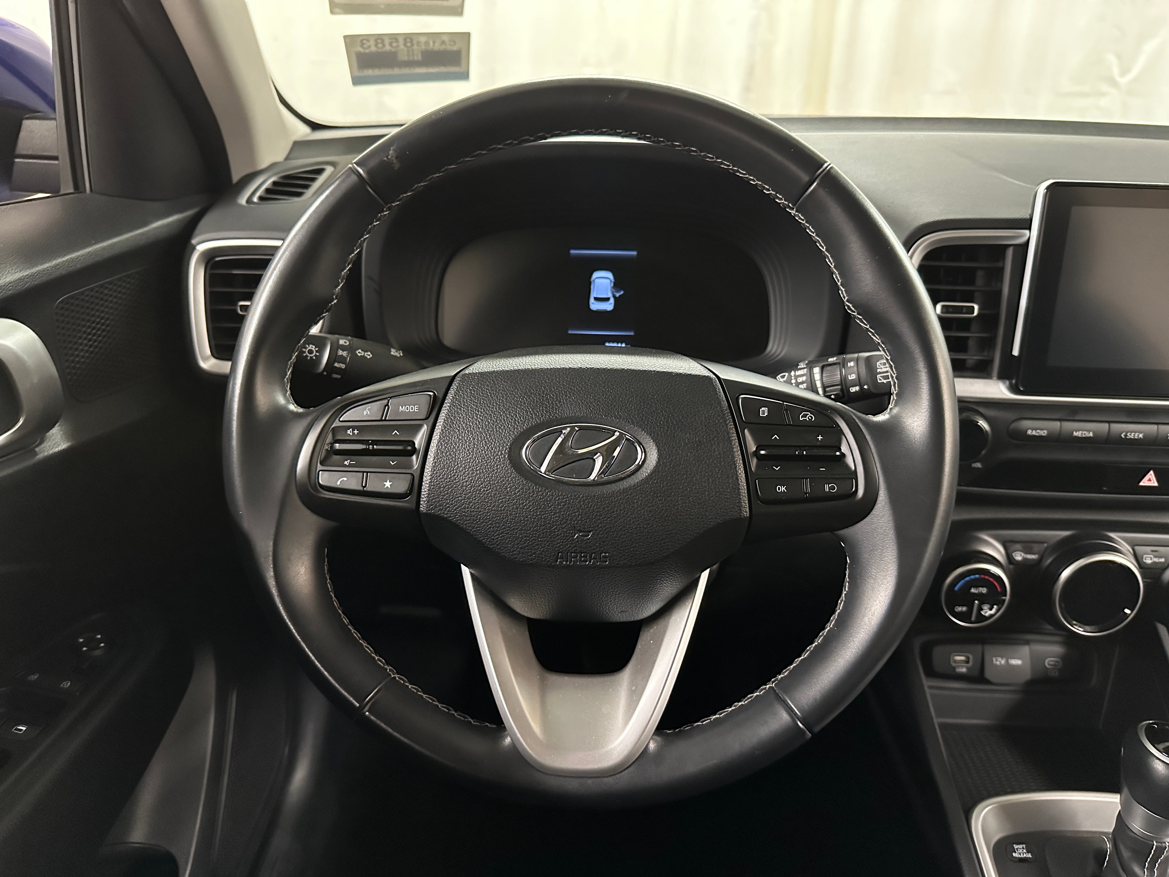 2023 Hyundai Venue SEL 5