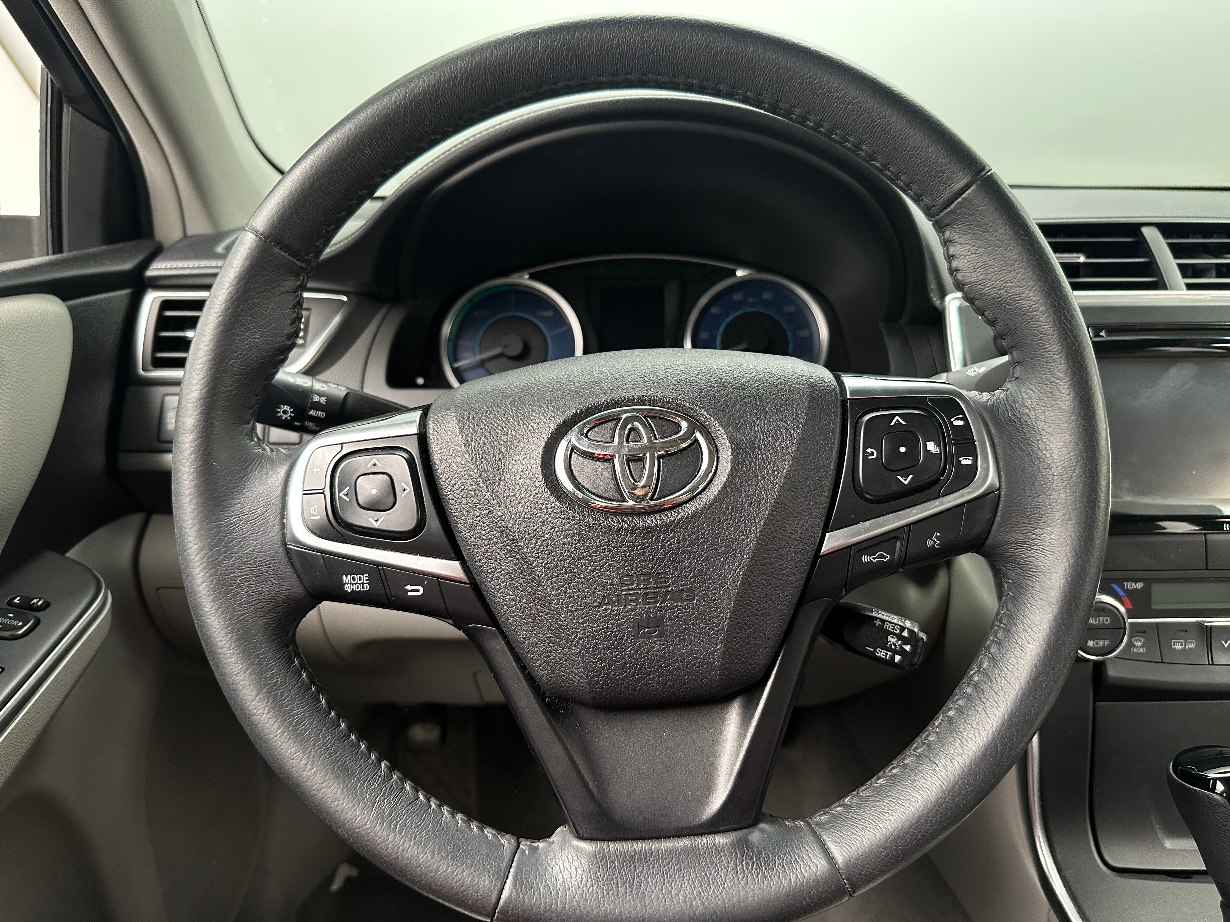 2017 Toyota Camry XLE 5