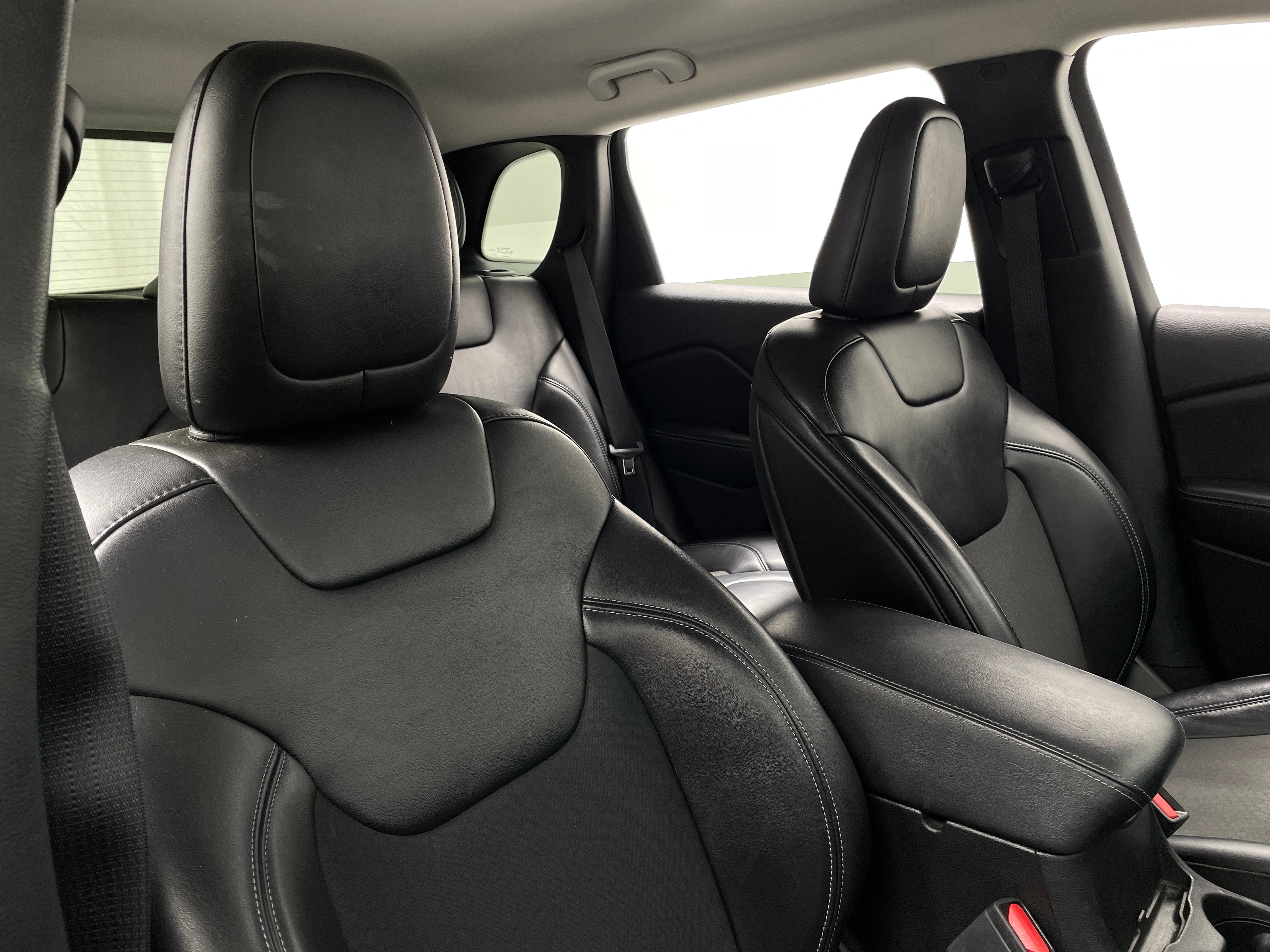 2019 Jeep Cherokee Latitude 2