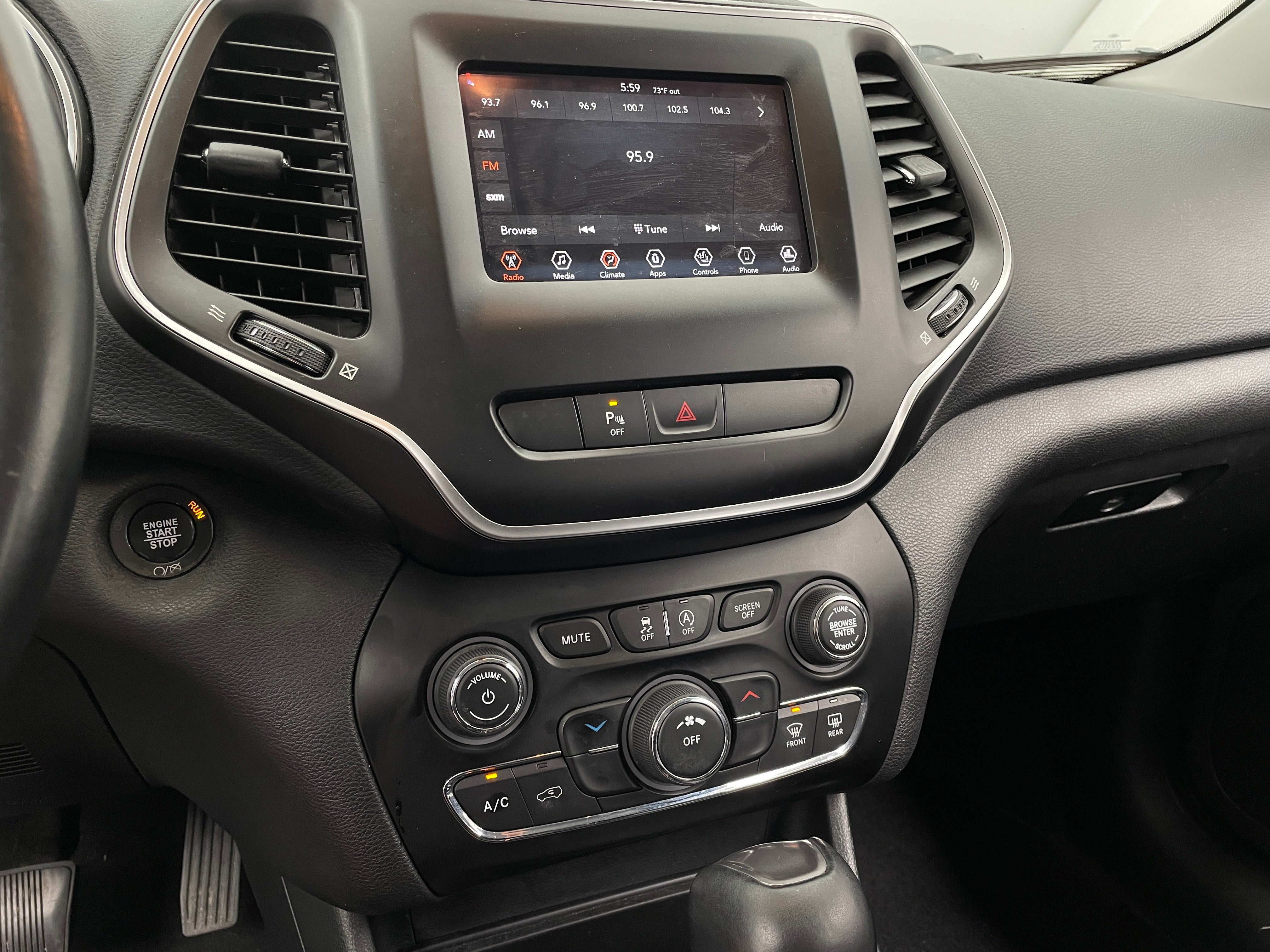 2019 Jeep Cherokee Latitude 4