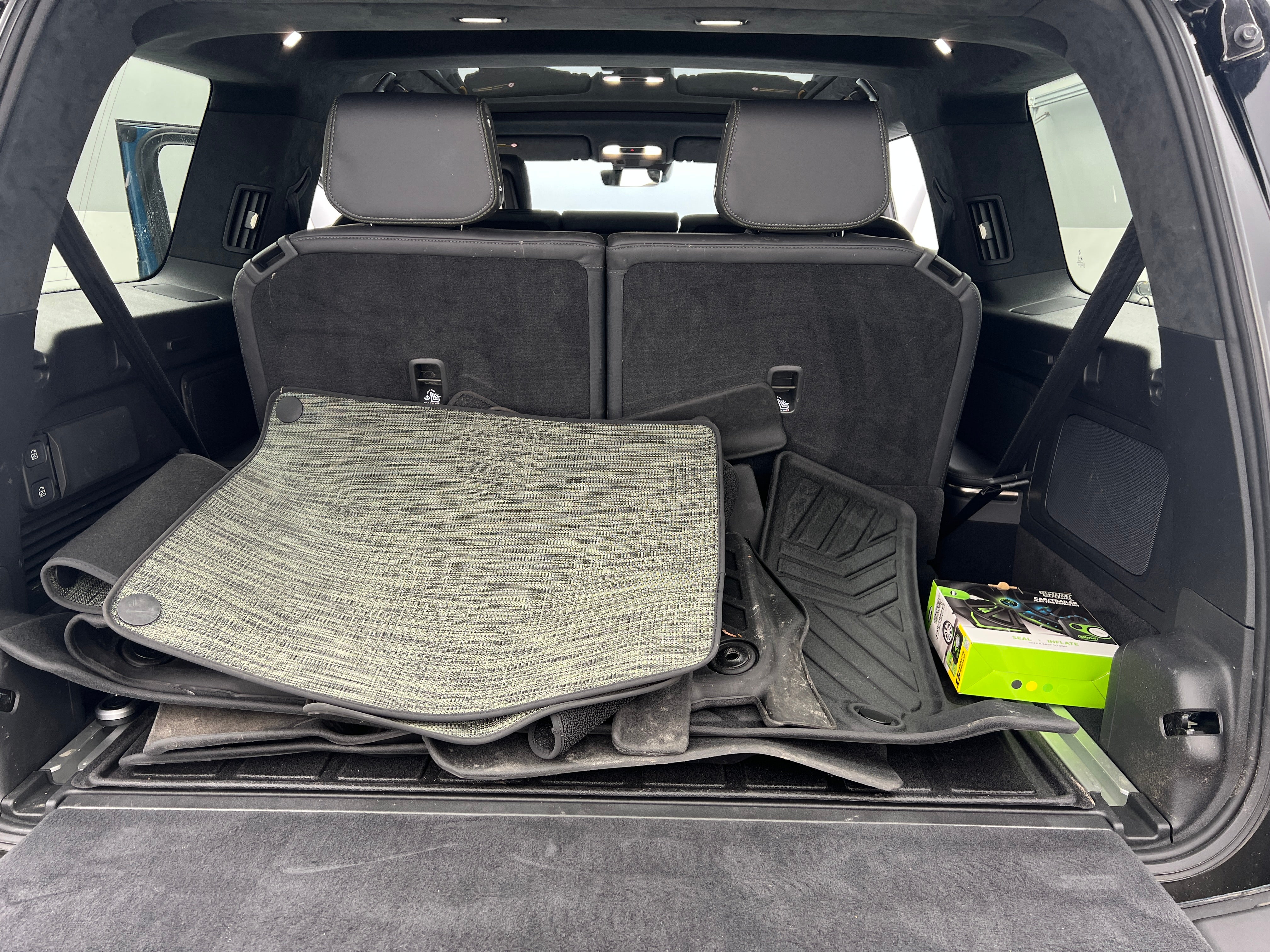 2023 Rivian R1S Adventure 7