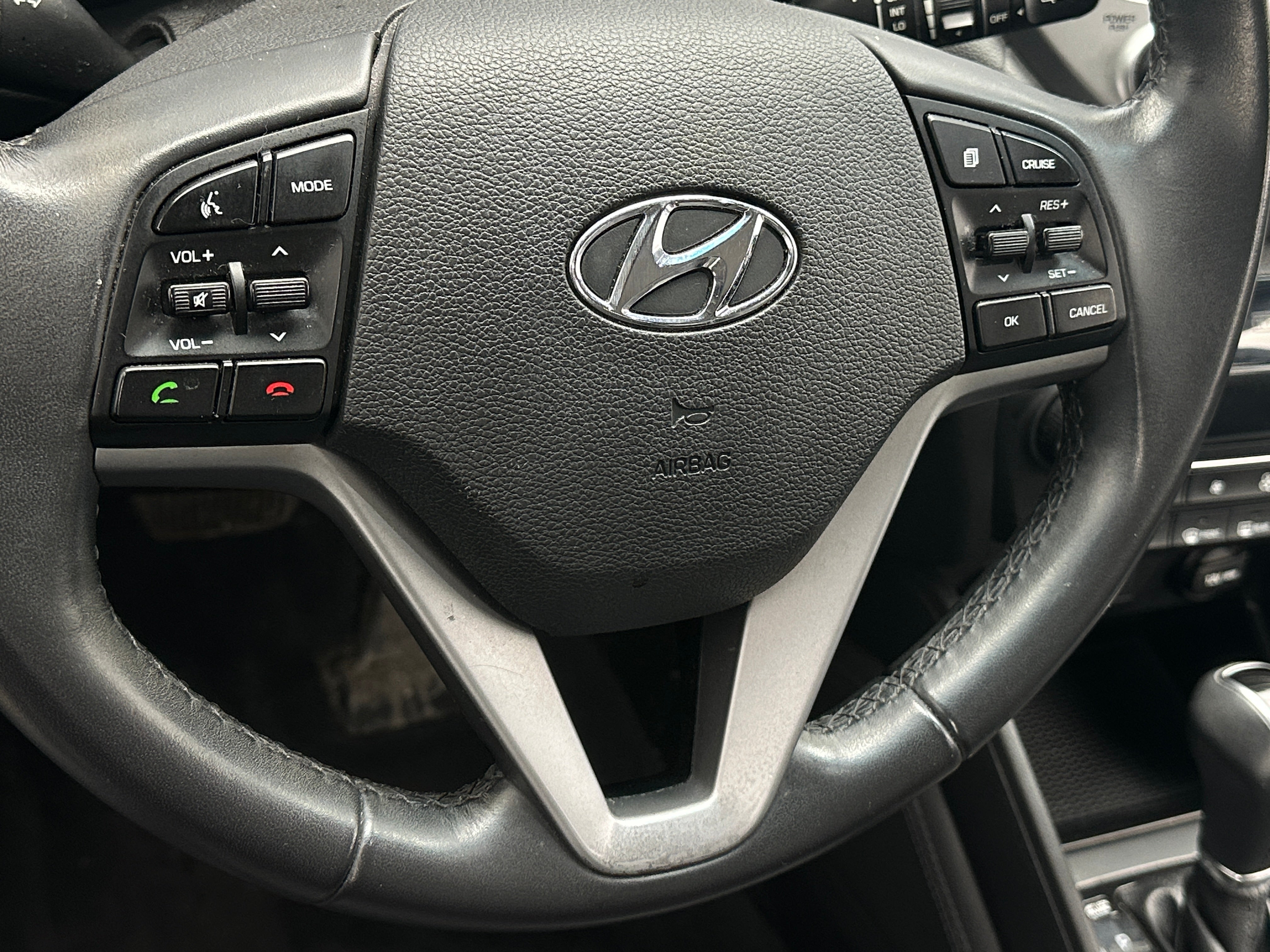 2017 Hyundai Tucson Limited 4