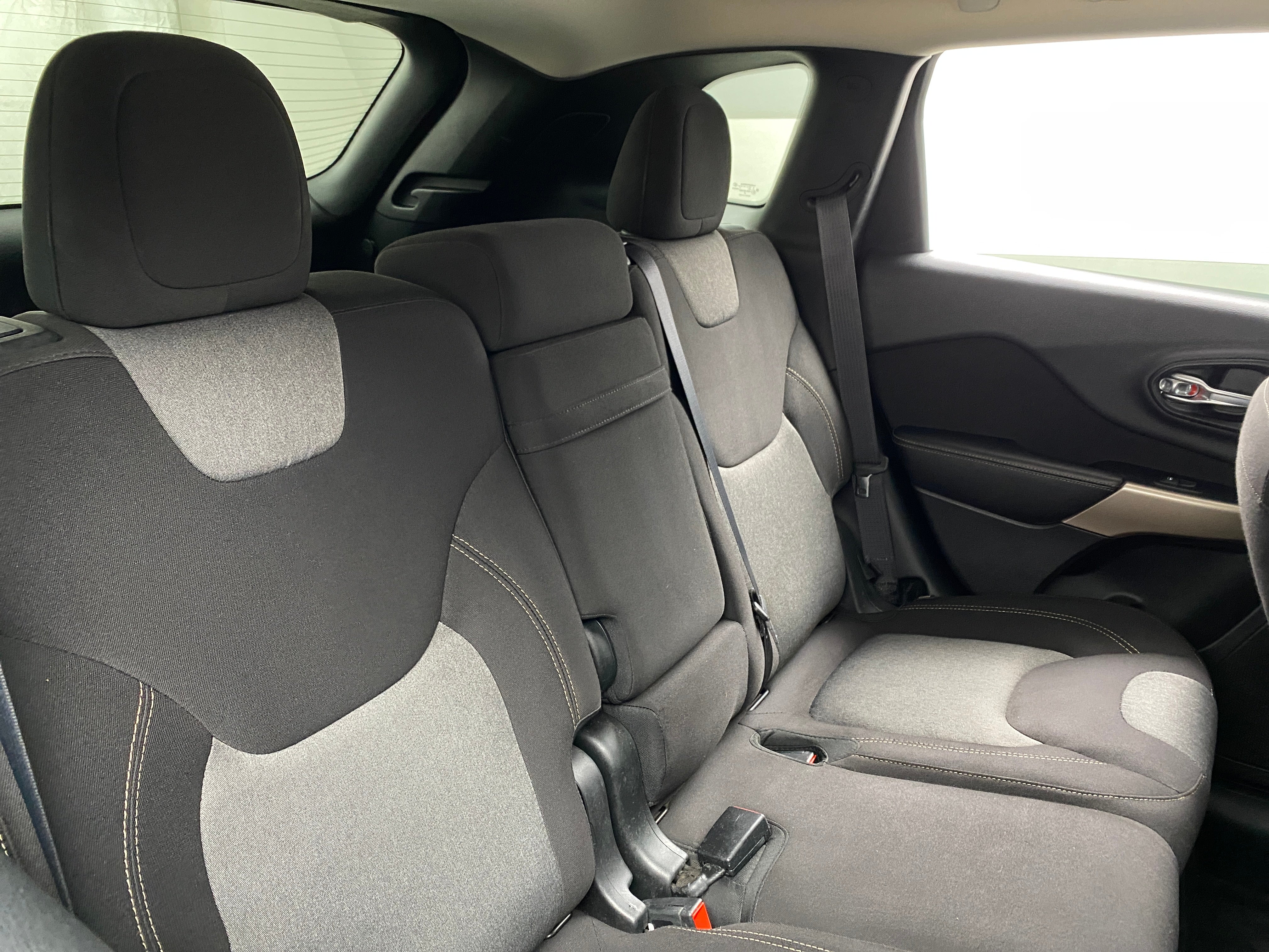 2018 Jeep Cherokee Latitude 6