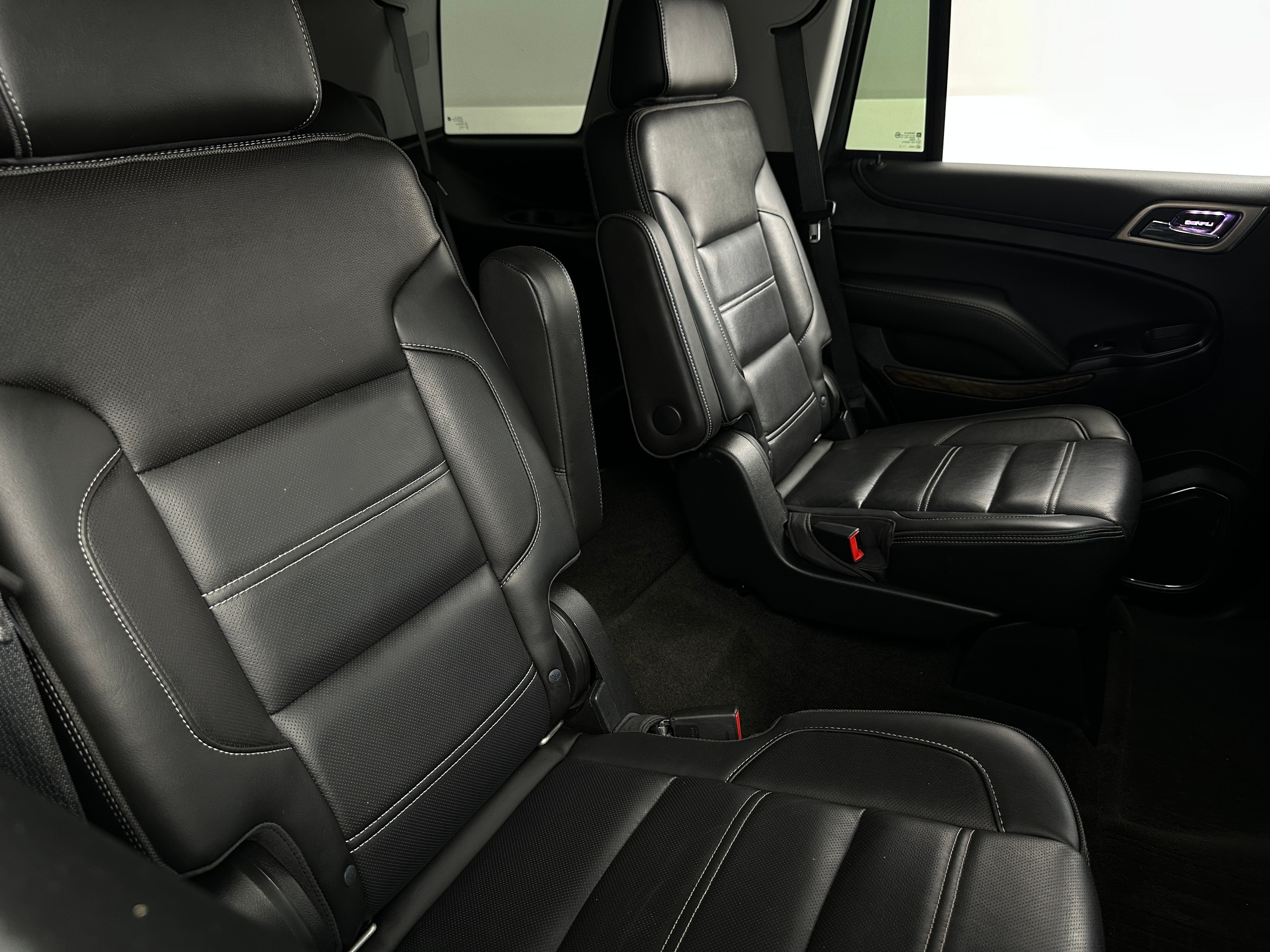2018 GMC Yukon Denali 5