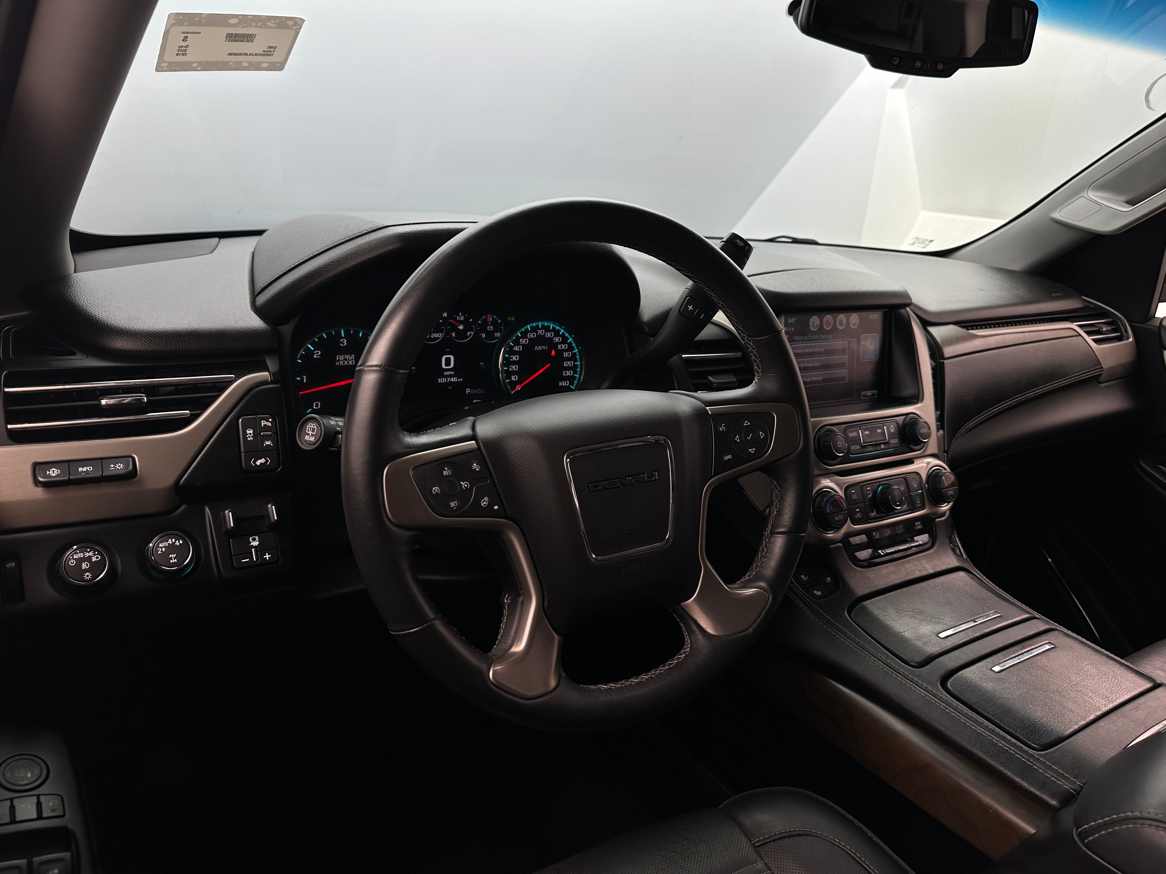 2018 GMC Yukon Denali 2