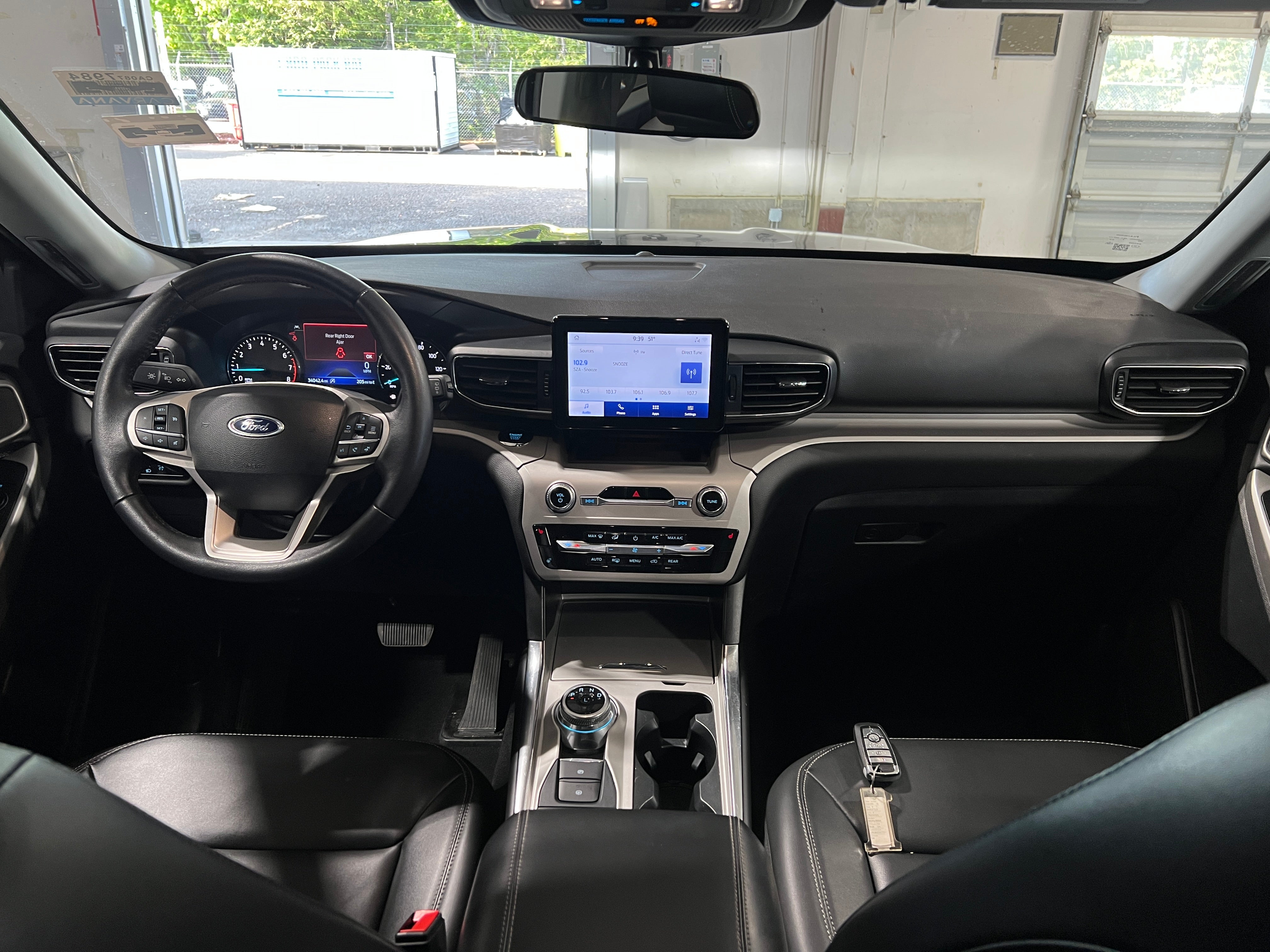 2024 Ford Explorer XLT 3