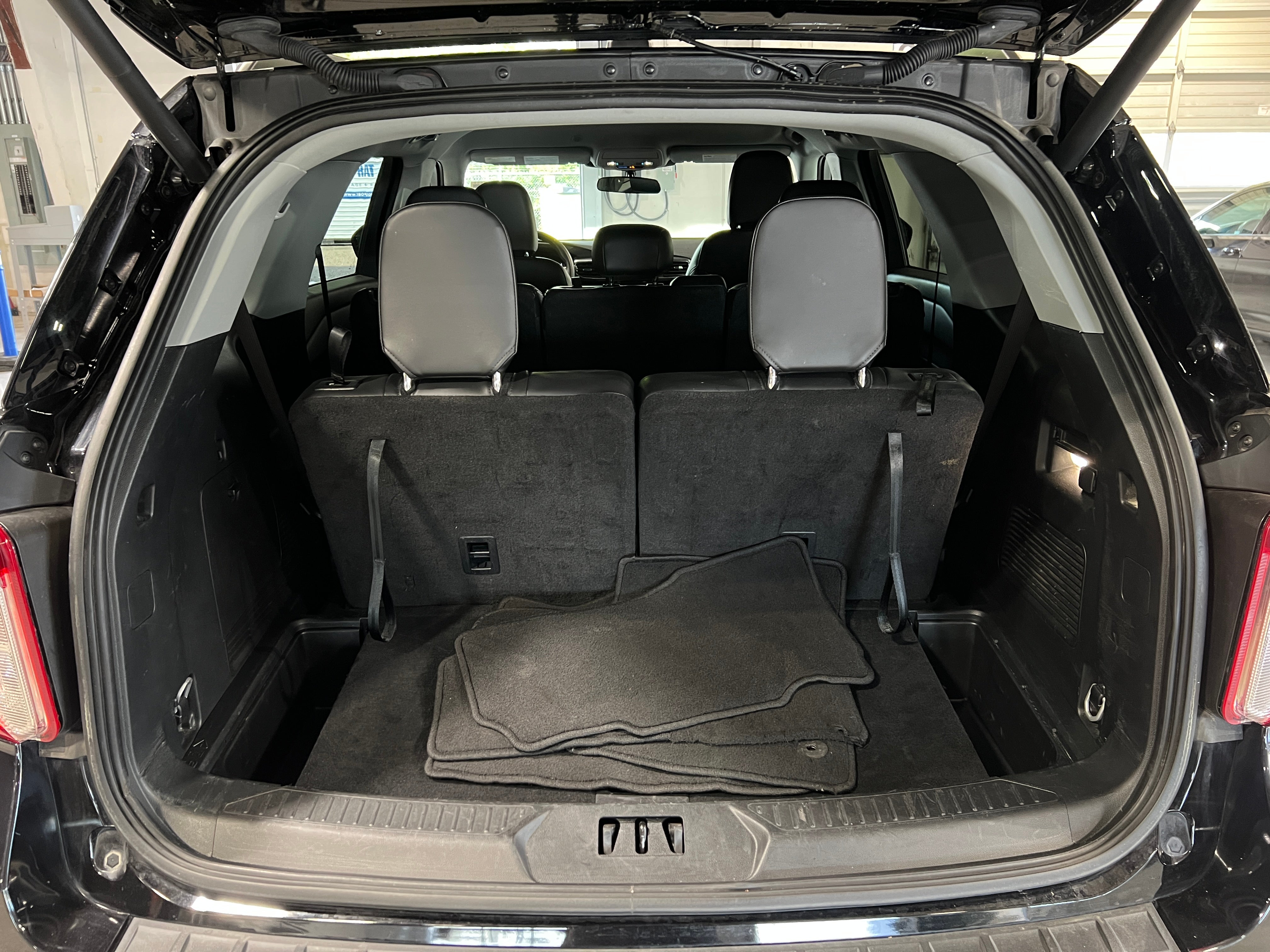 2024 Ford Explorer XLT 7