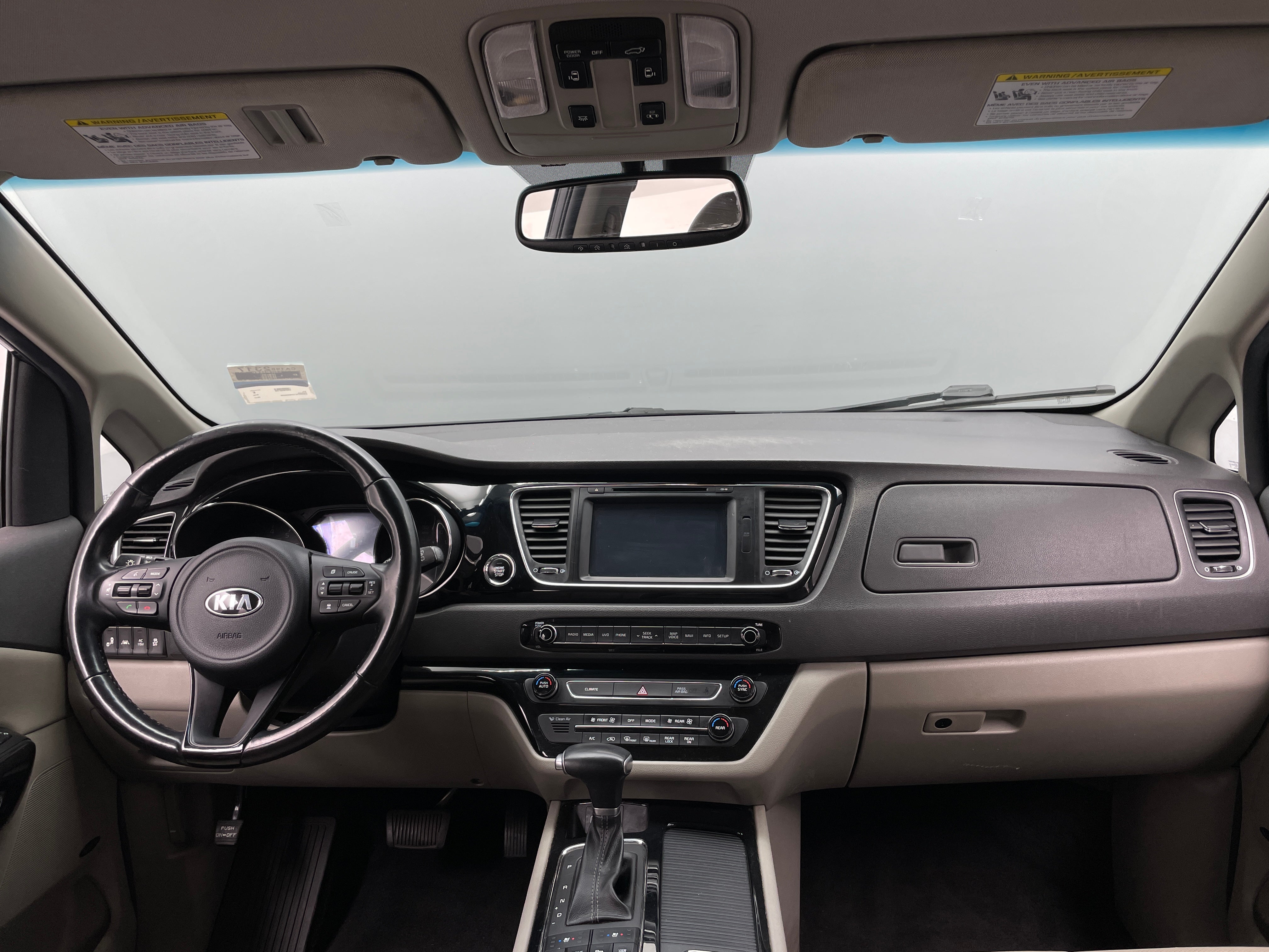 2017 Kia Sedona SX 2