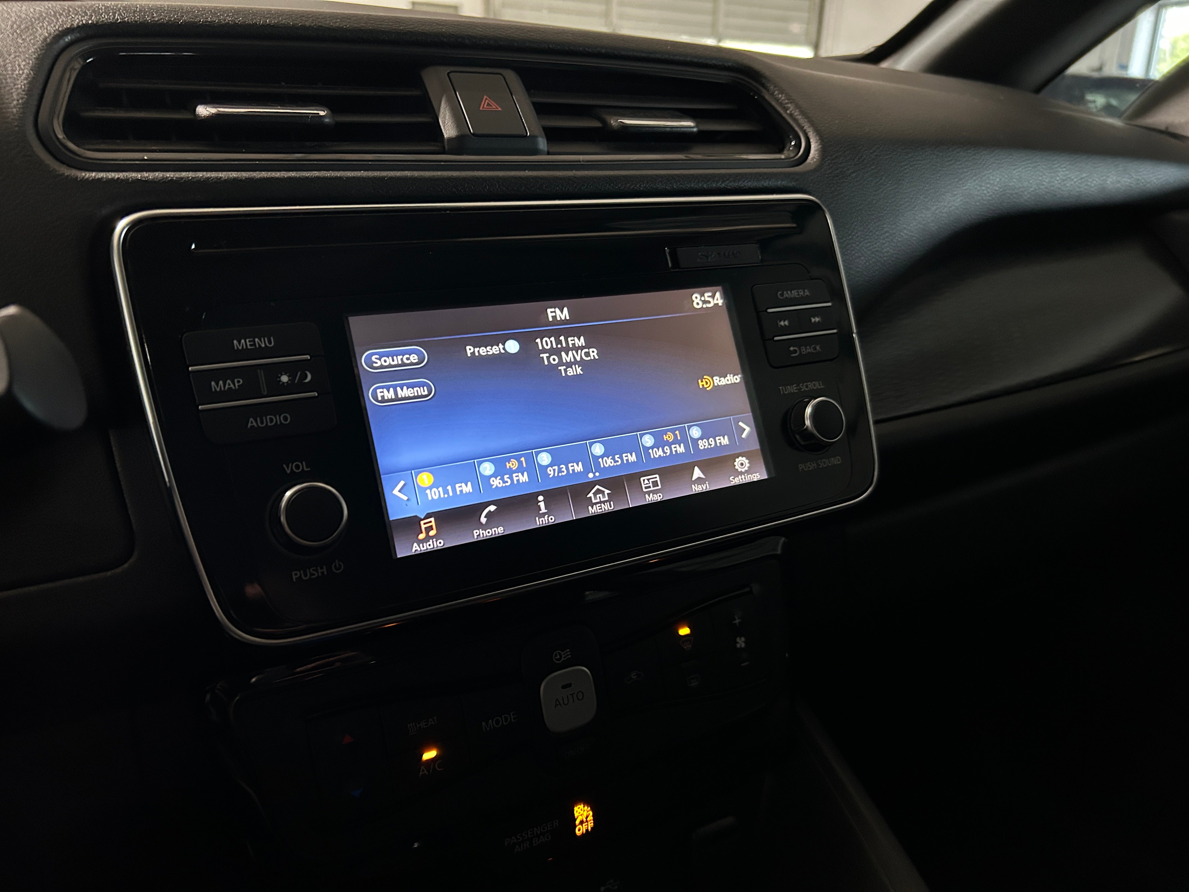 2018 Nissan Leaf SV 4