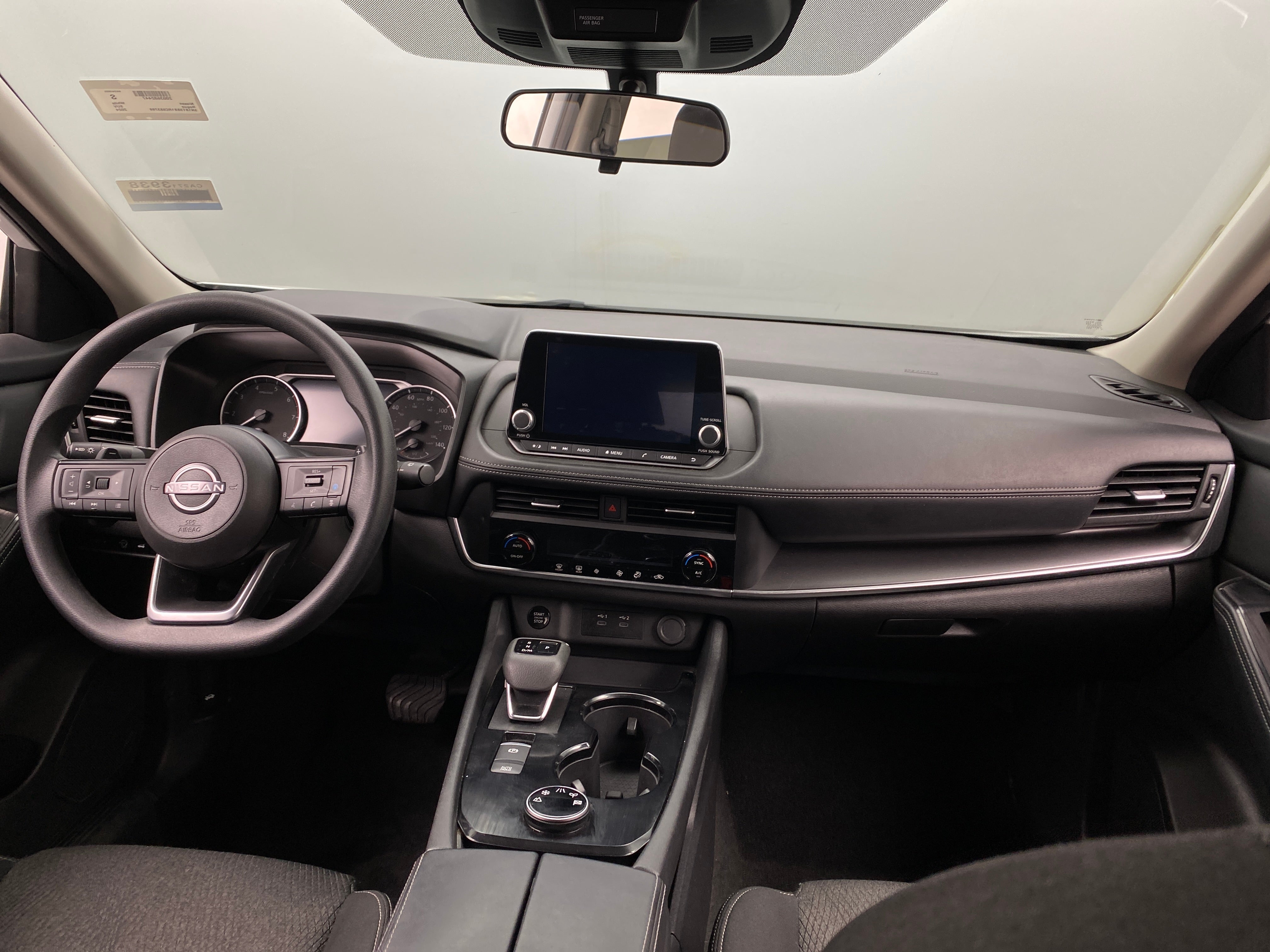 2024 Nissan Rogue SV 3