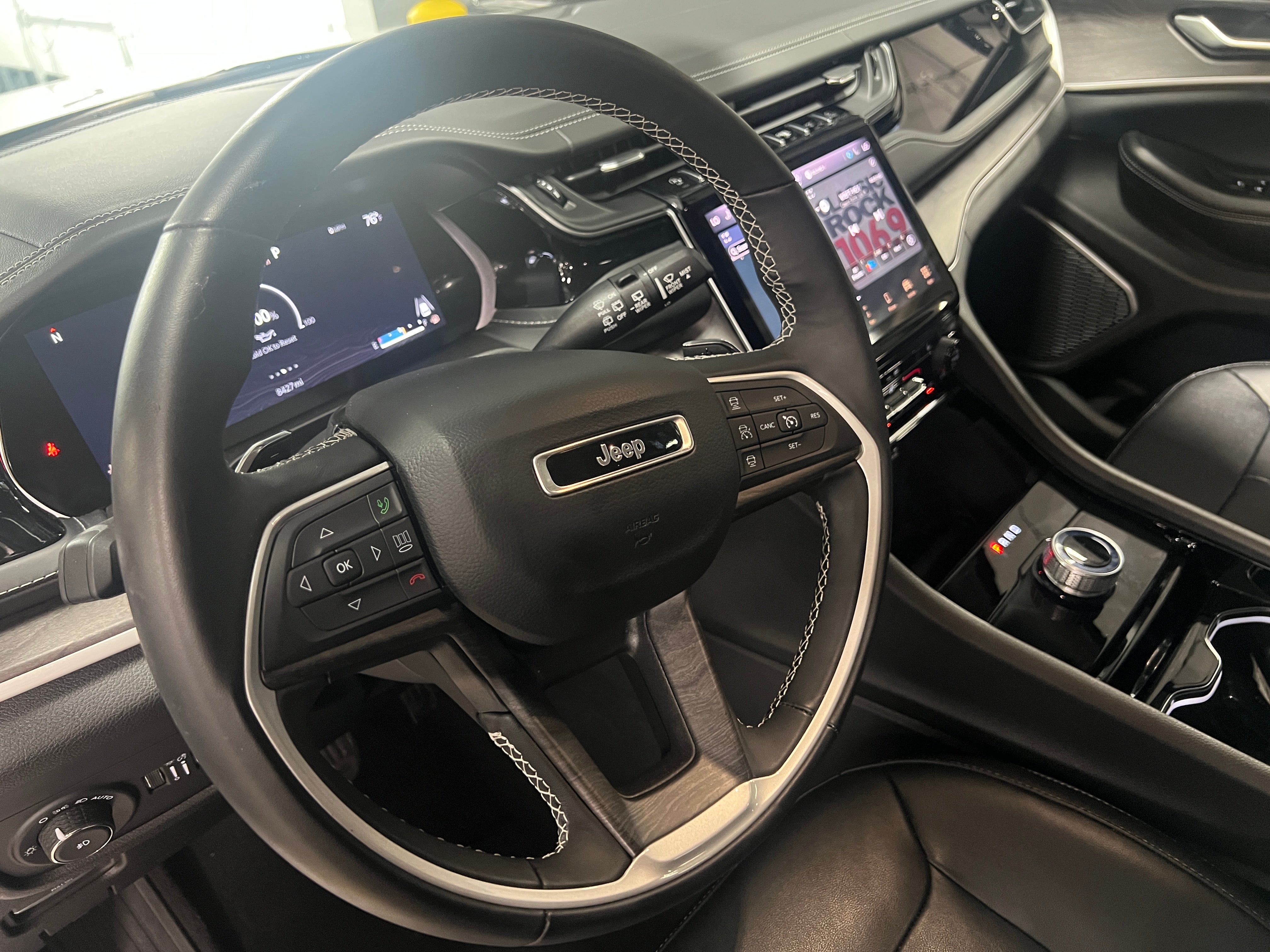 2022 Jeep Grand Cherokee Limited Edition 4