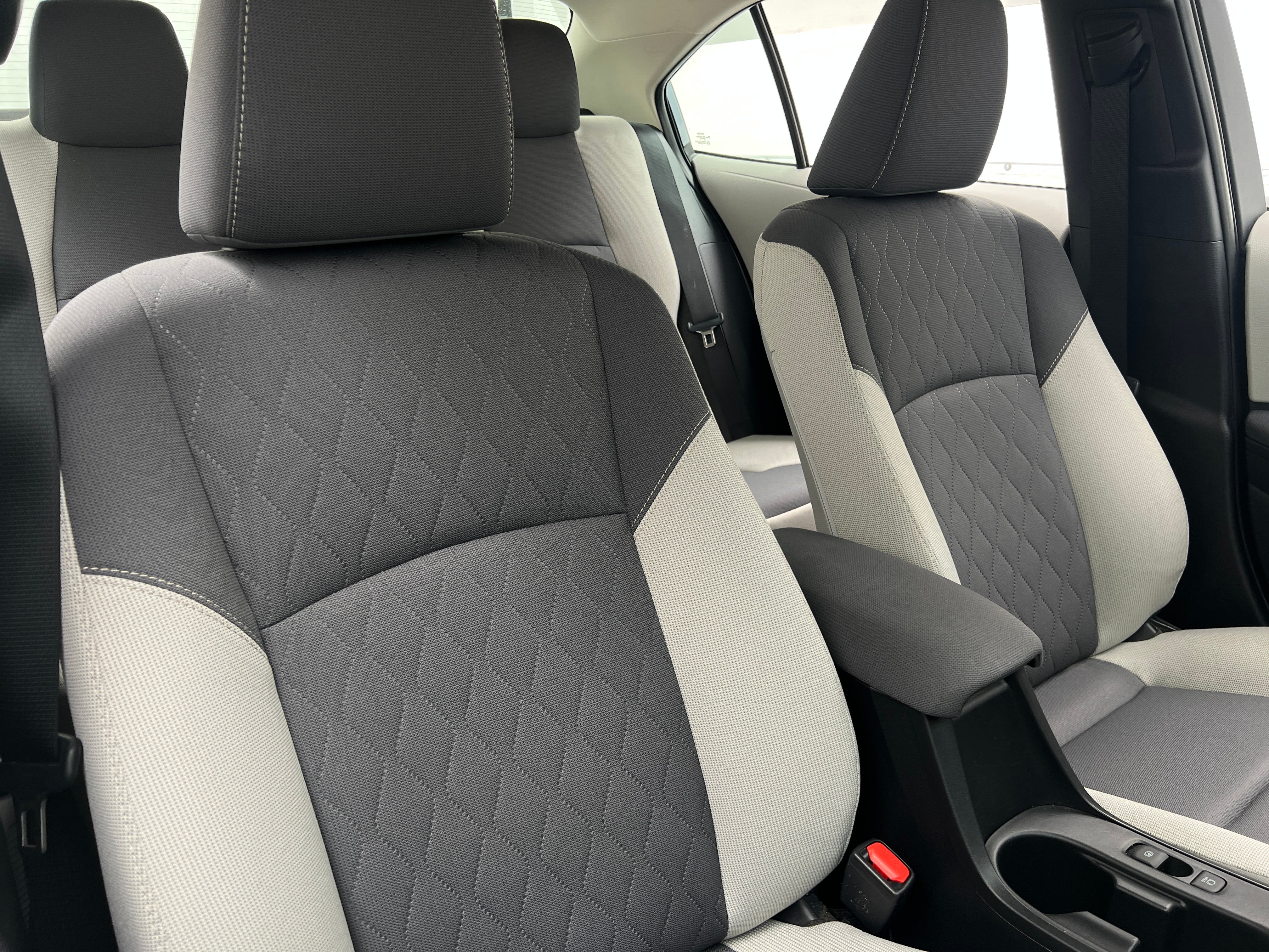 2024 Toyota Corolla LE 2