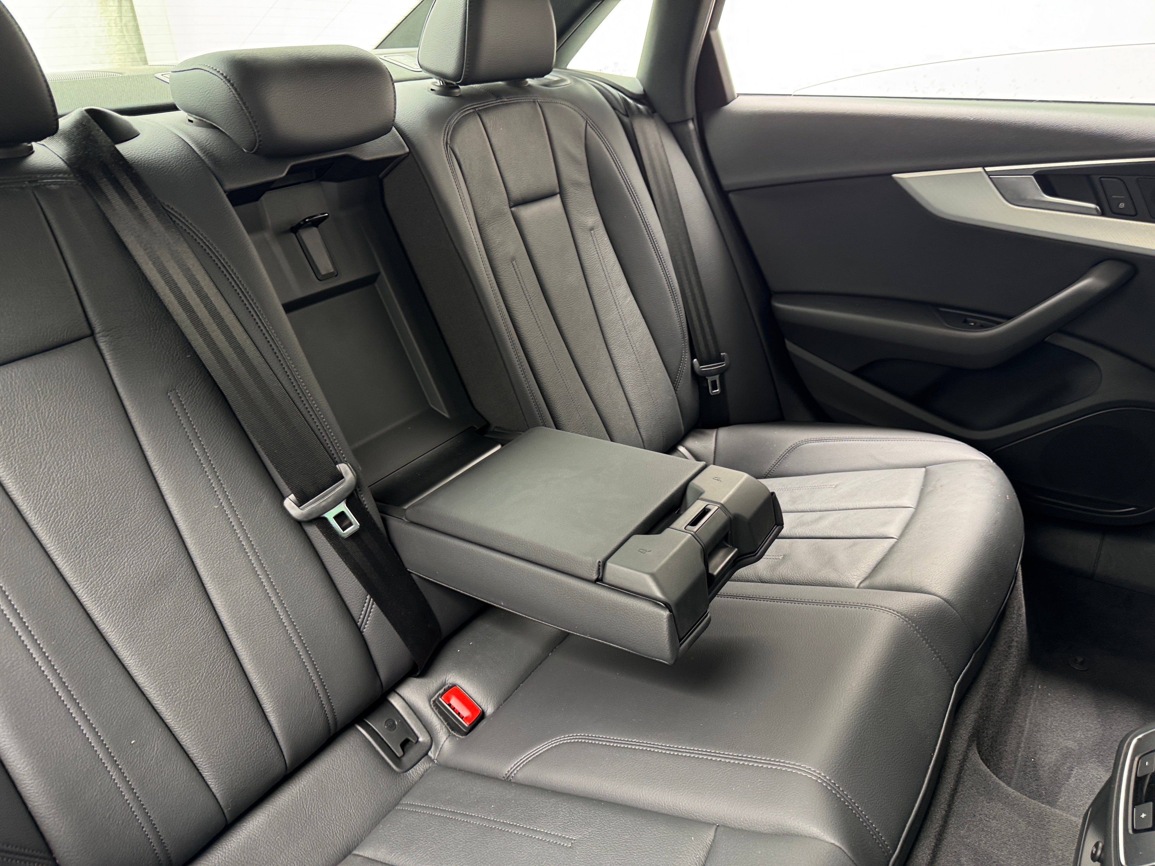2019 Audi A4 Premium 5