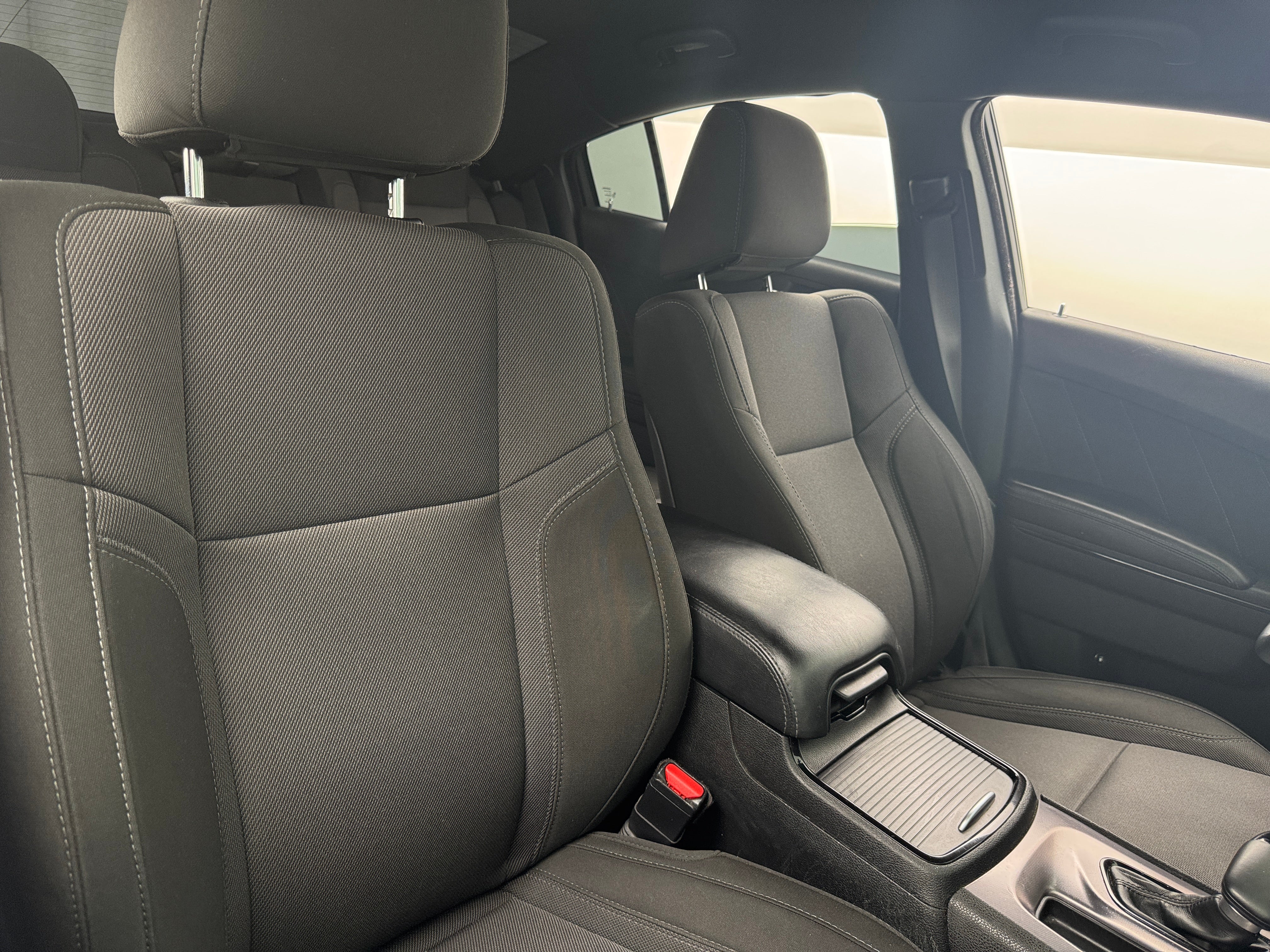2019 Dodge Charger SXT 2