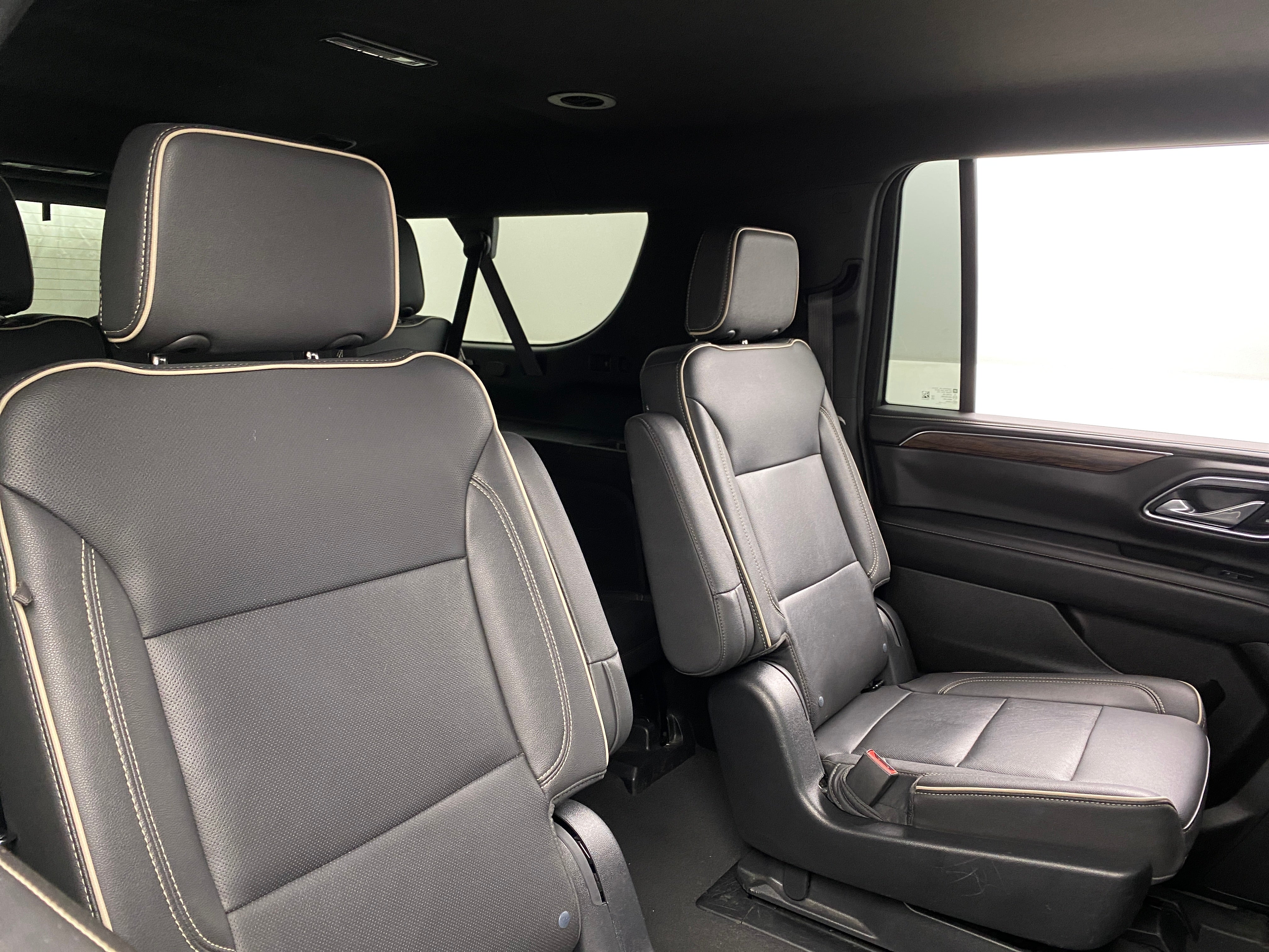 2023 Chevrolet Suburban Premier 5