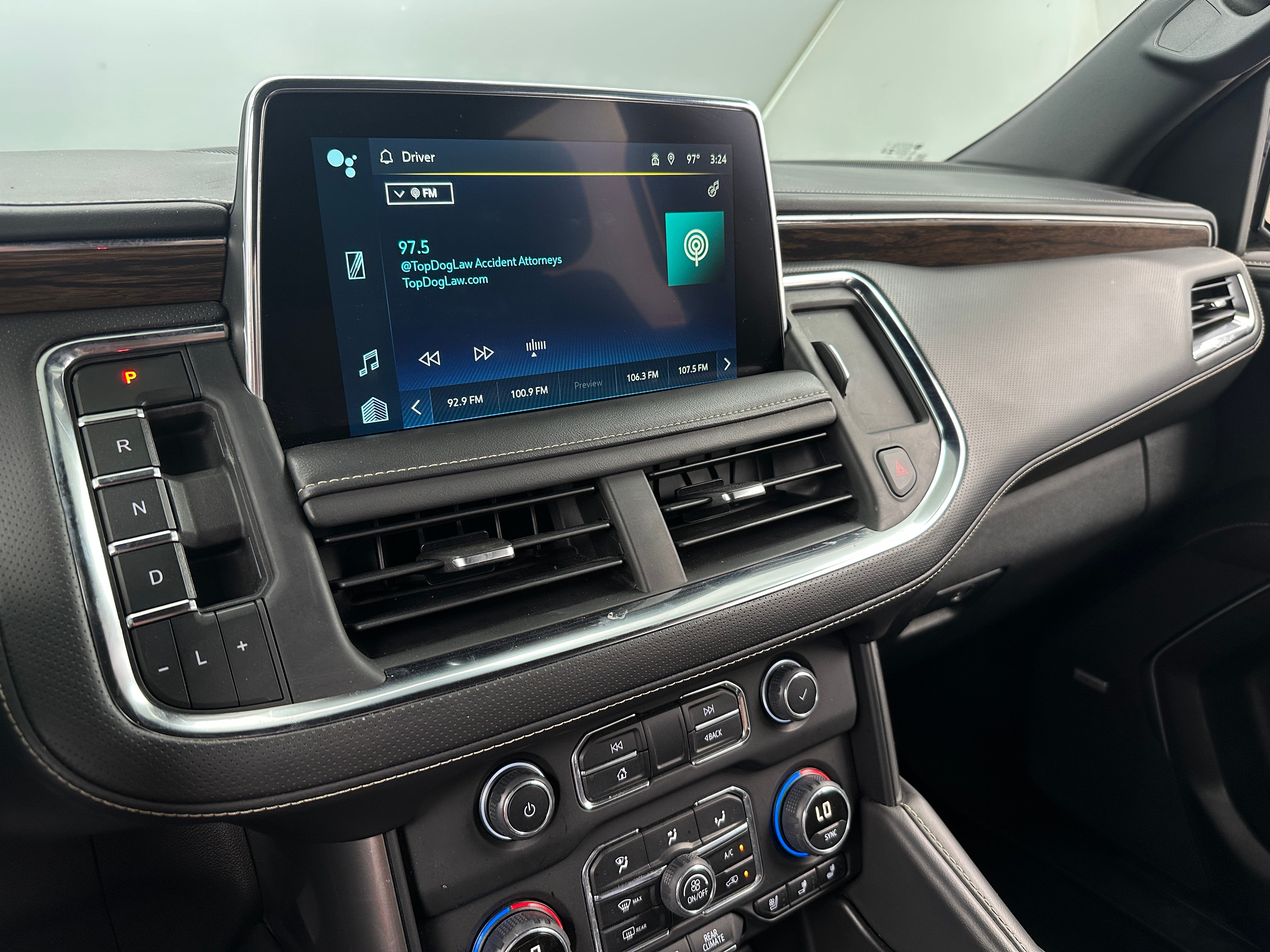 2023 Chevrolet Suburban Premier 3