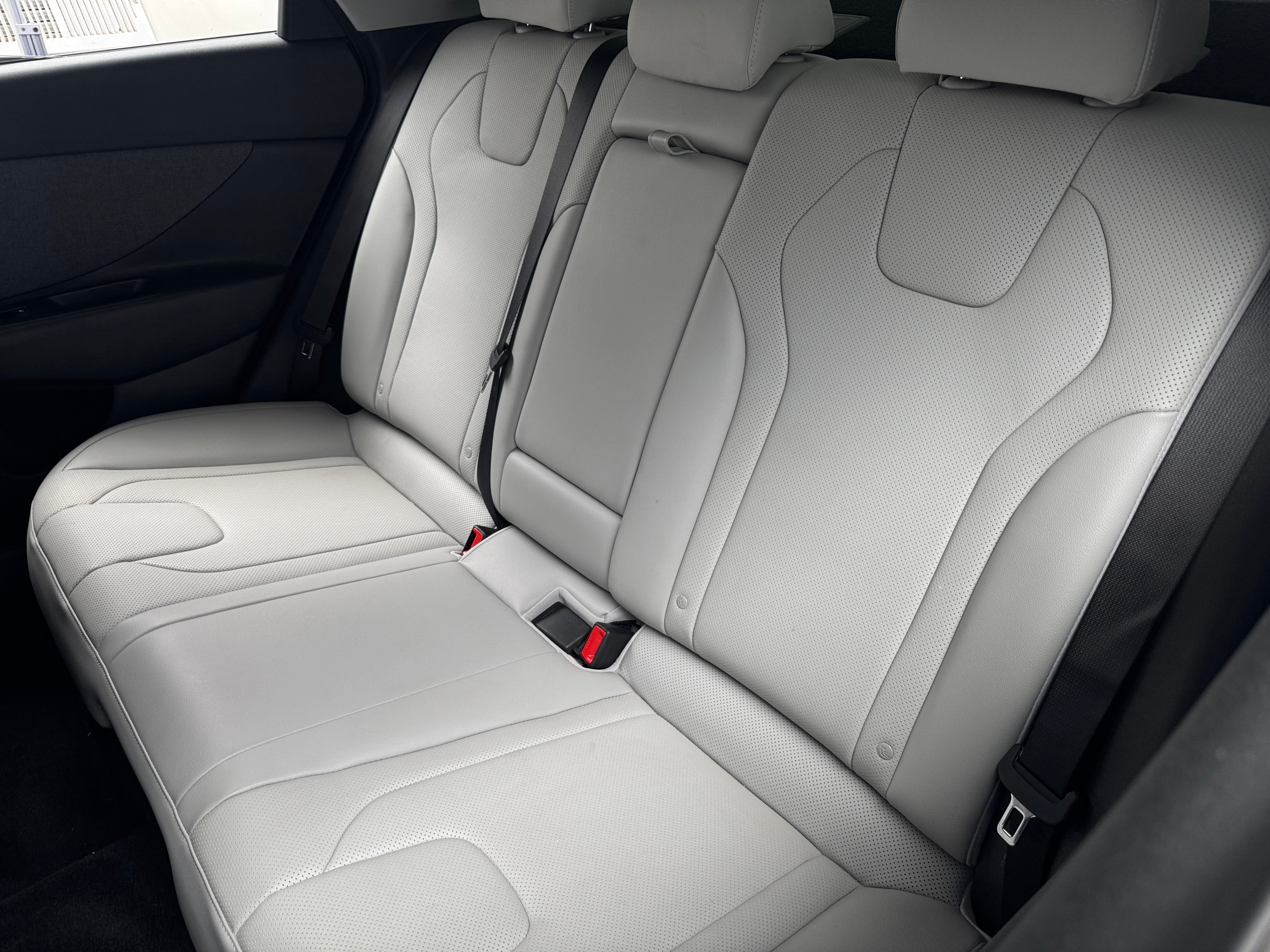 2023 Hyundai Elantra Limited Edition 5
